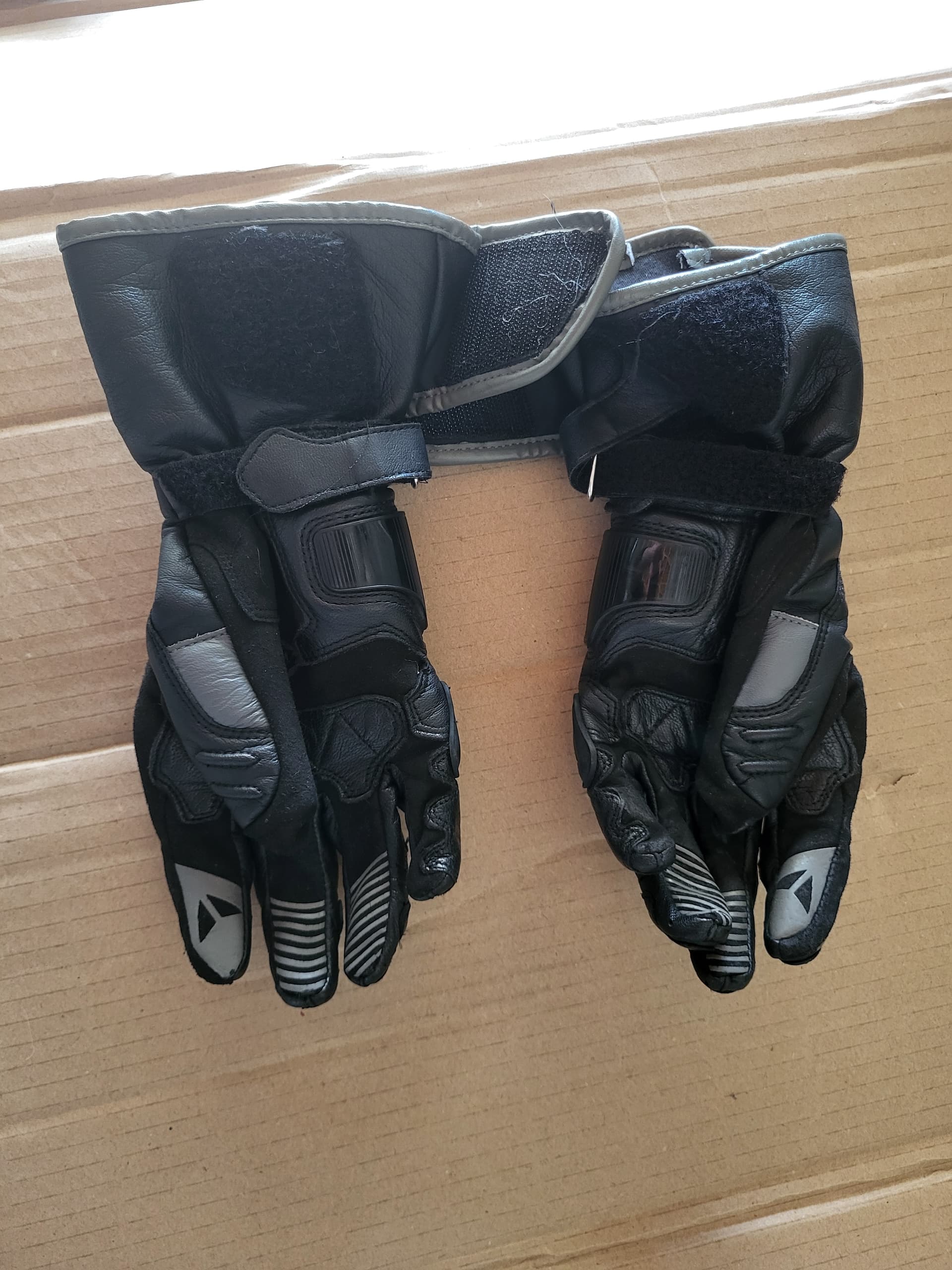 6 / XS Gants moto cuir dainese carbon d1 court — photo 3/3