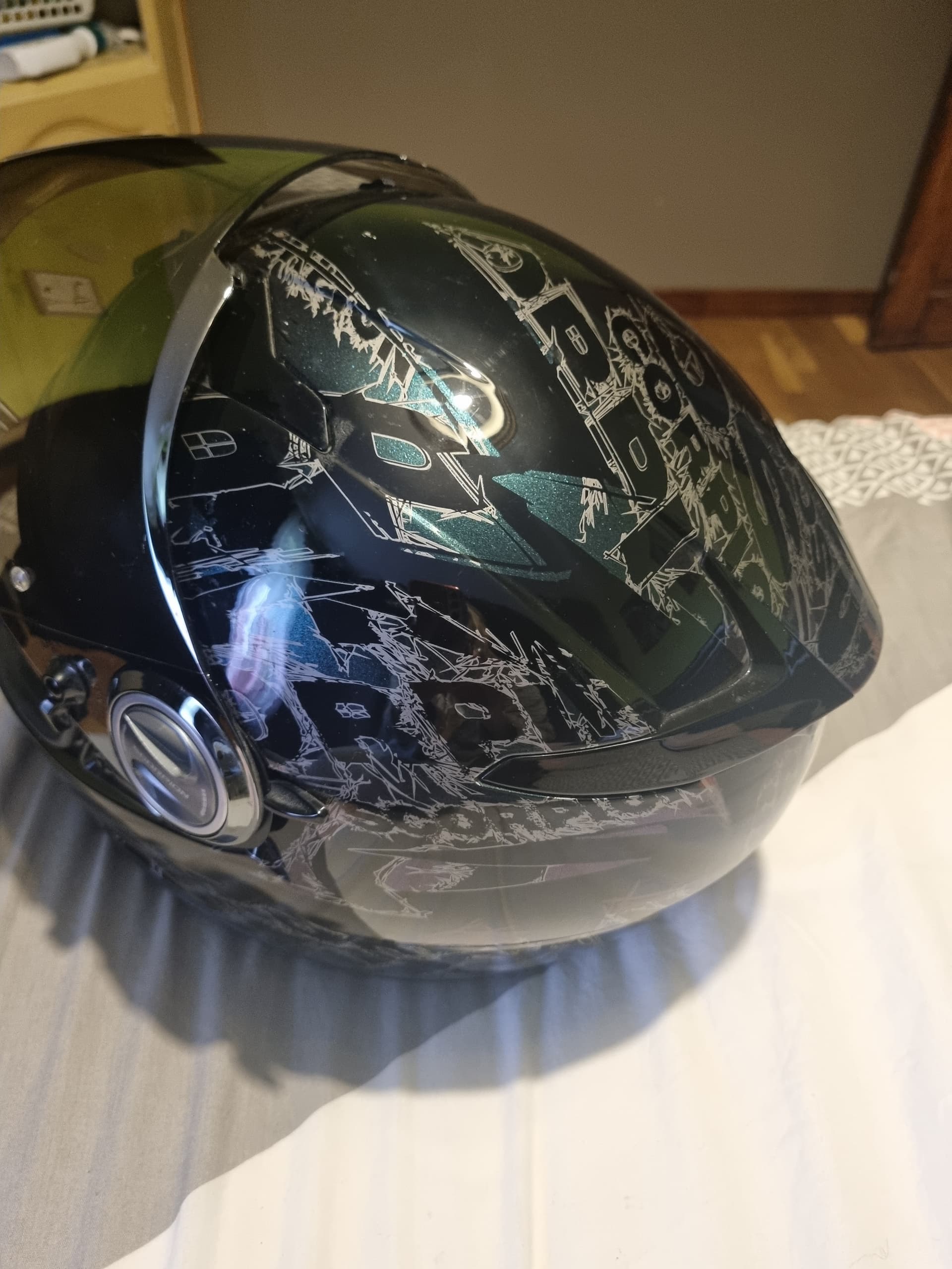 Casque scorpion — photo 4/5