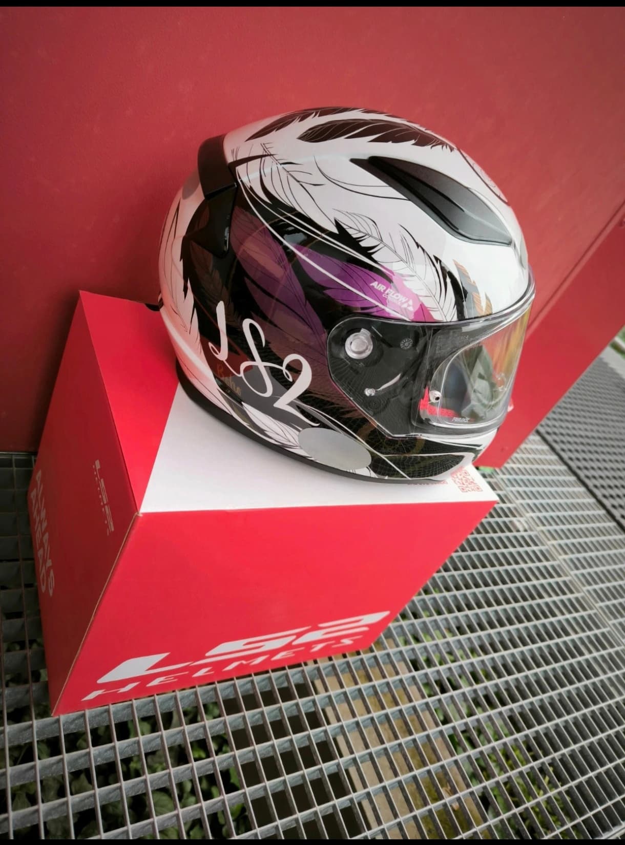 Casque moto intégral LS2 — photo 3/3