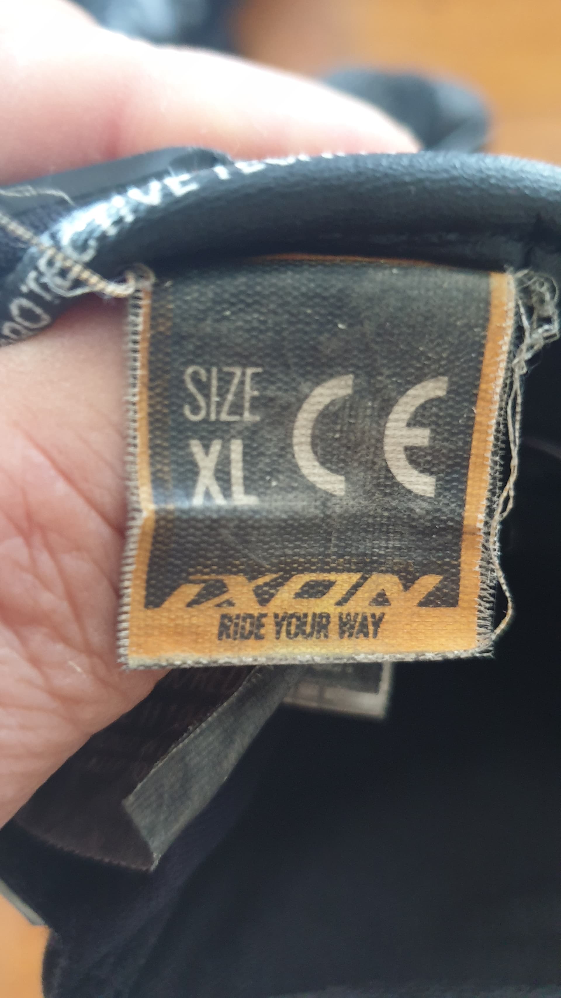 Gants ixon rise air xl — photo 2/4