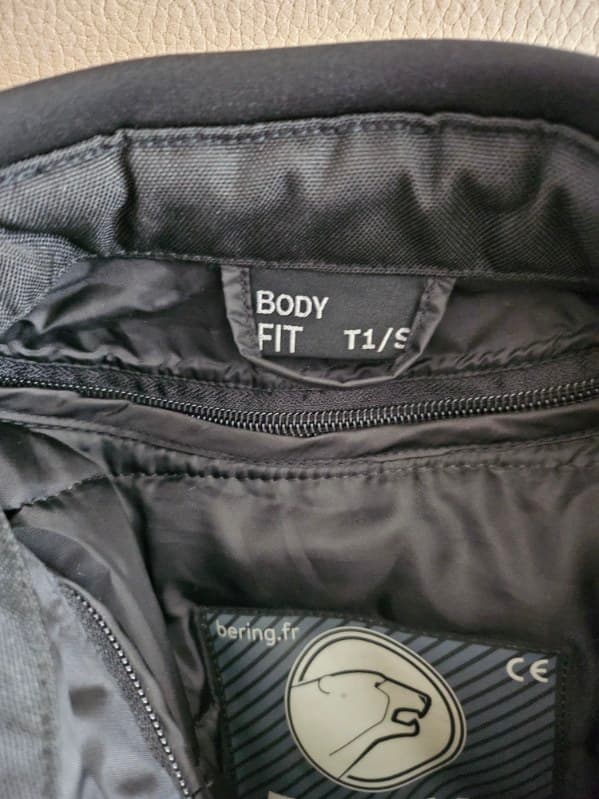 Blouson de moto — photo 3/3