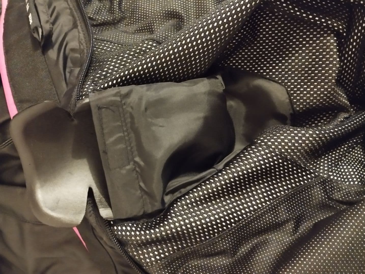 Veste Bering rose et noir — photo 5/5