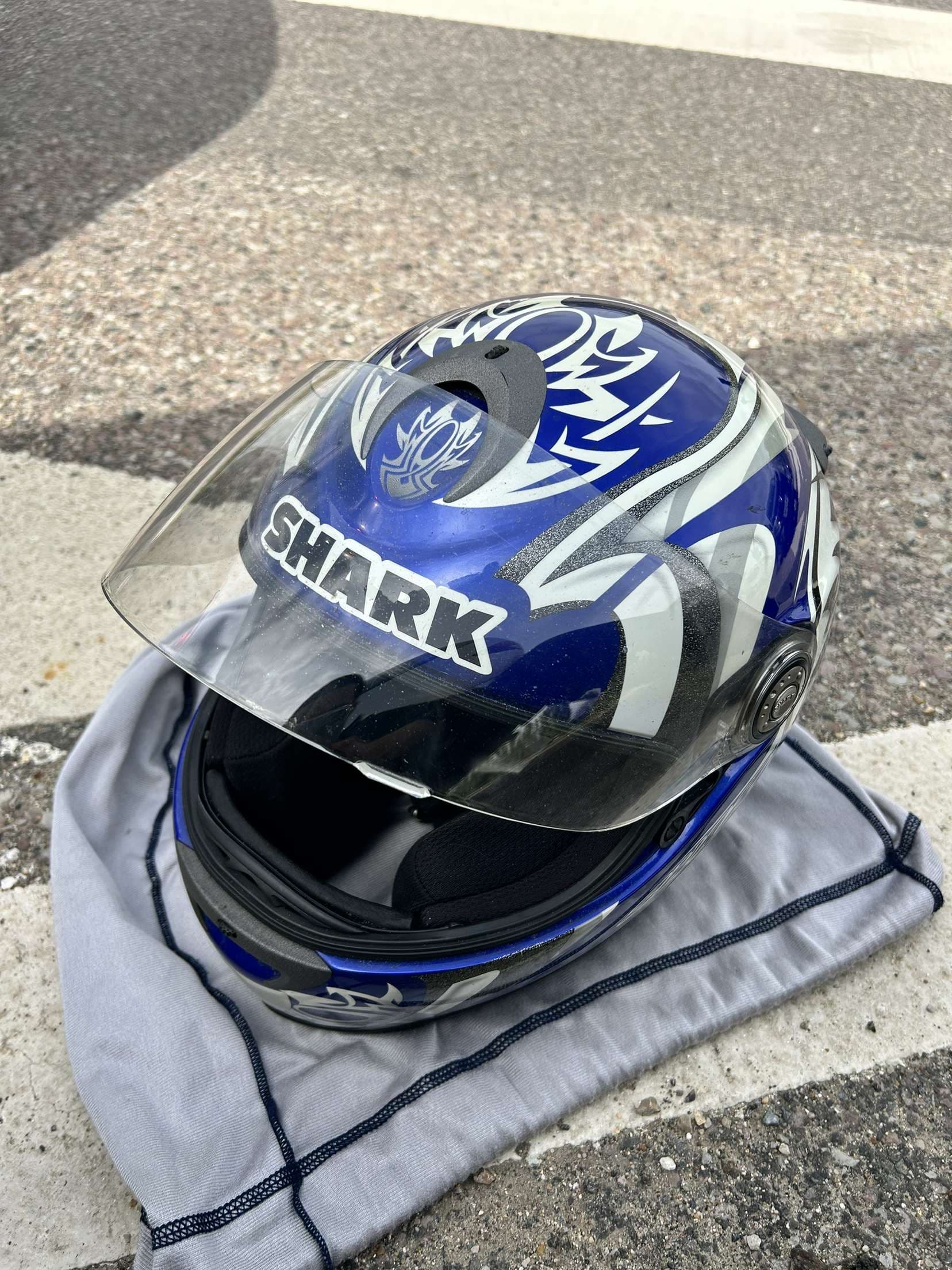 Casque moto Shark — photo 1/5