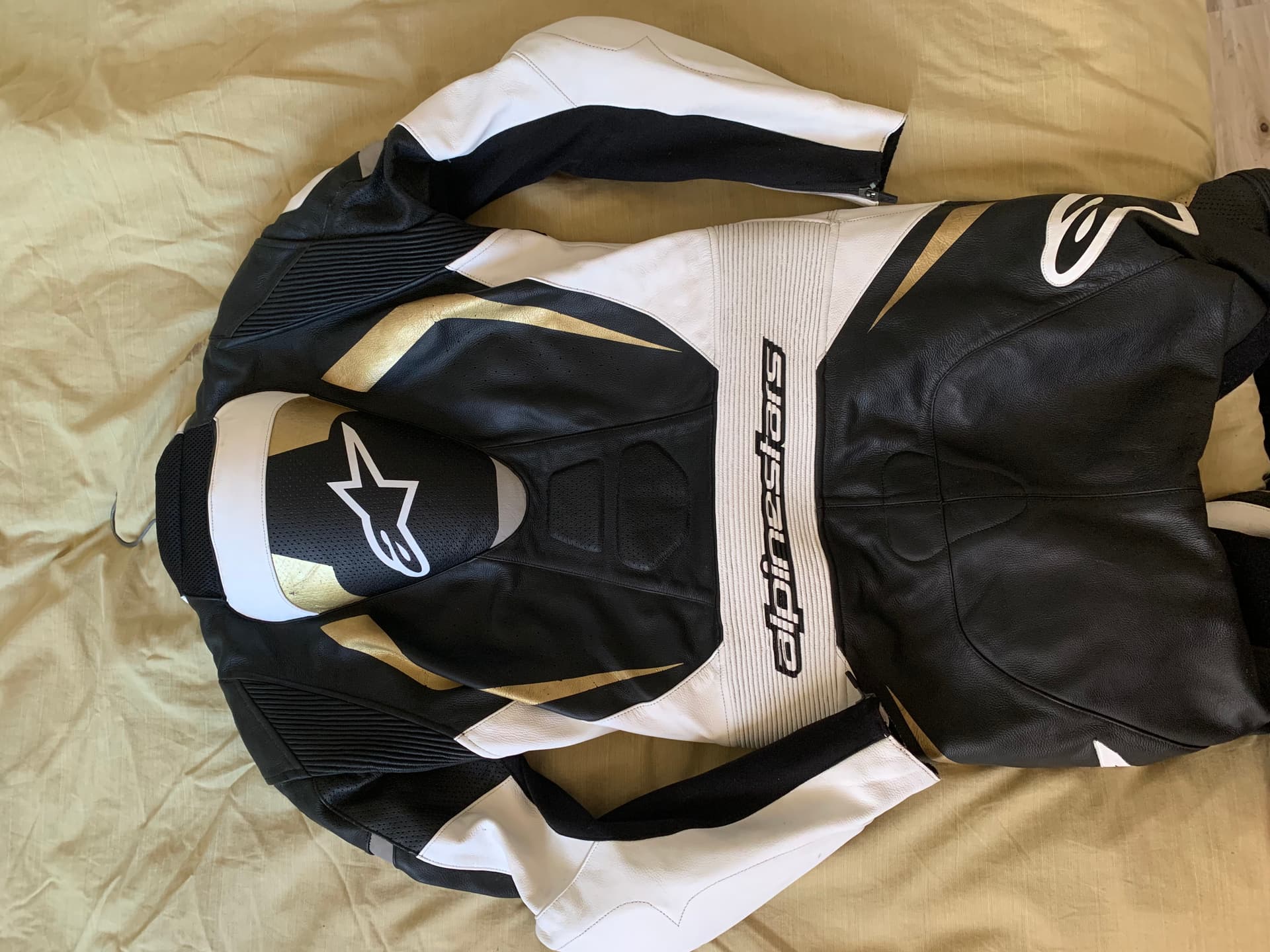 Combinaison intégrale de moto — photo 3/5