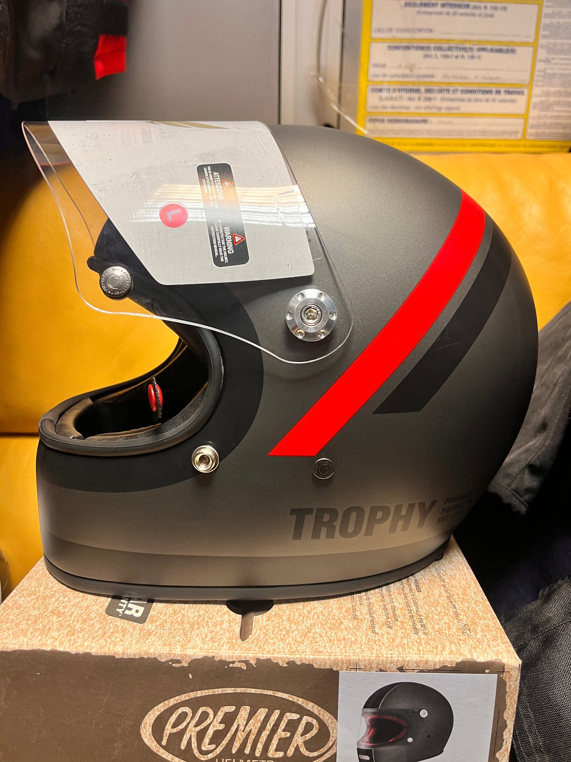 Casque vintage premier — photo 2/3