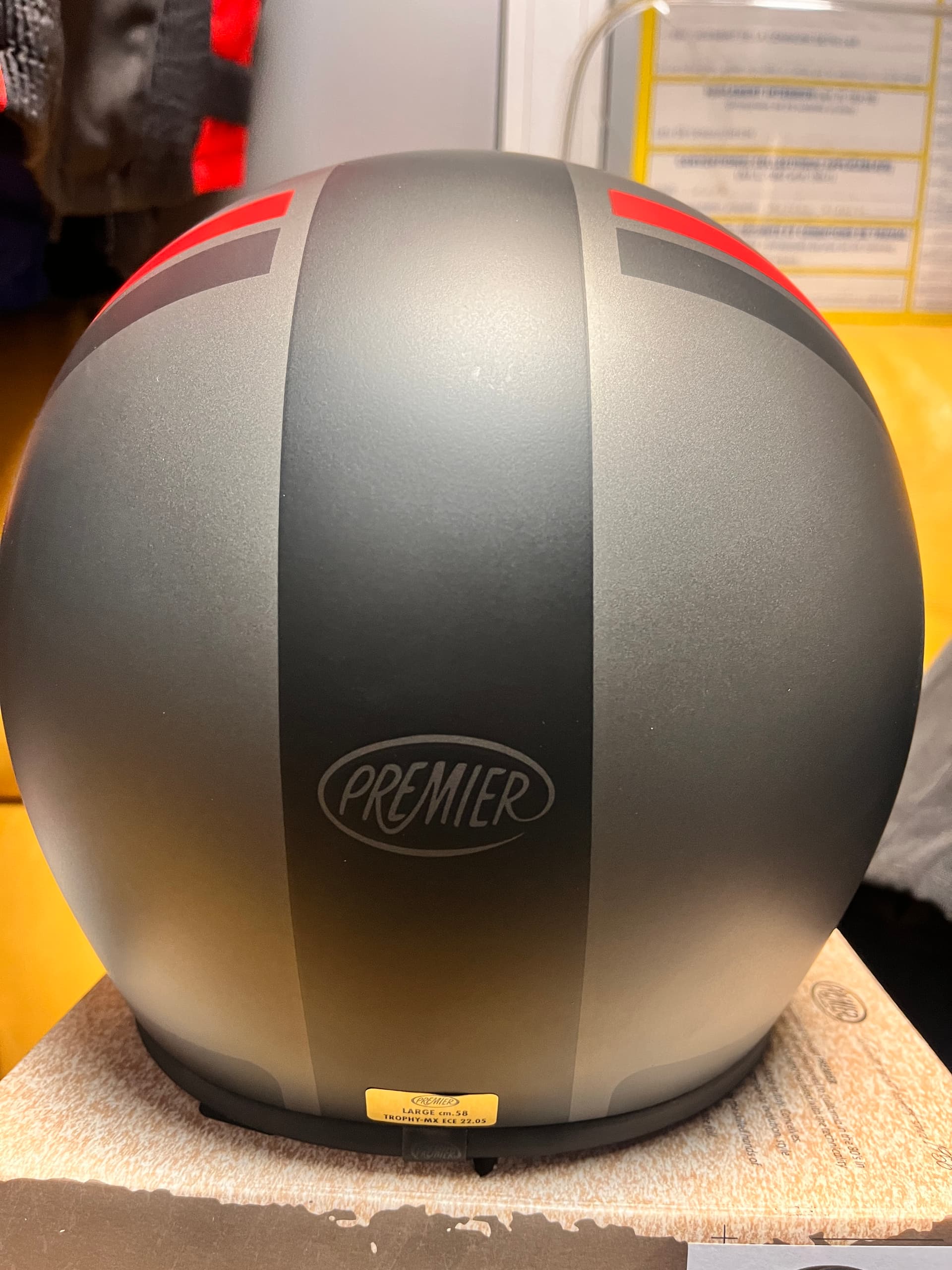 Casque vintage premier — photo 3/3