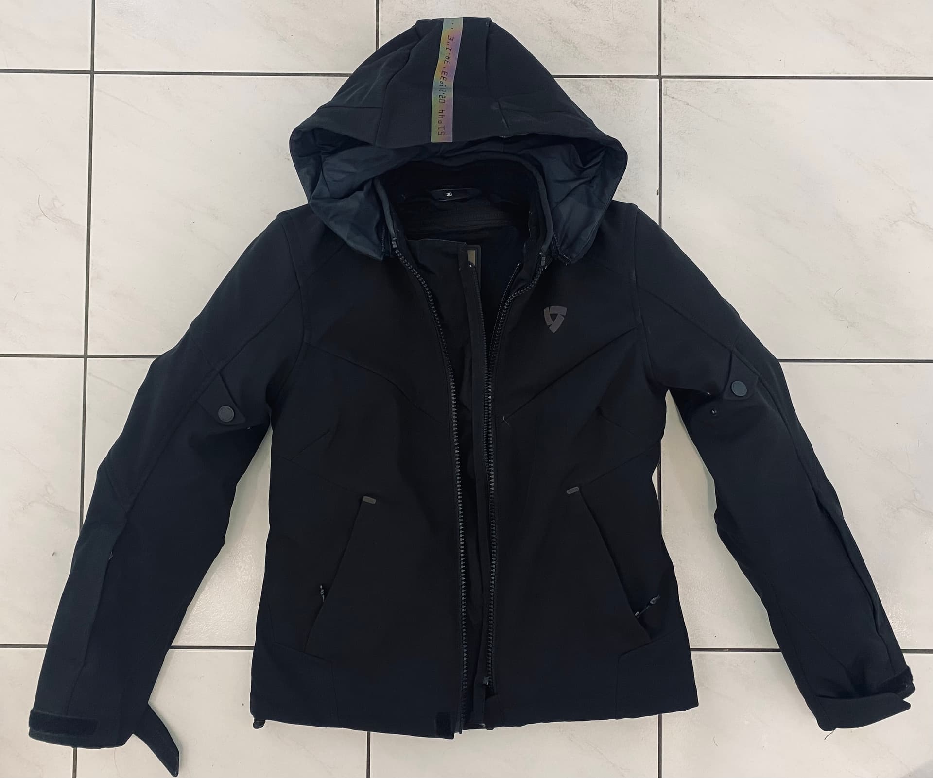 Blouson moto déperlant REV’IT porté deux fois — photo 1/3