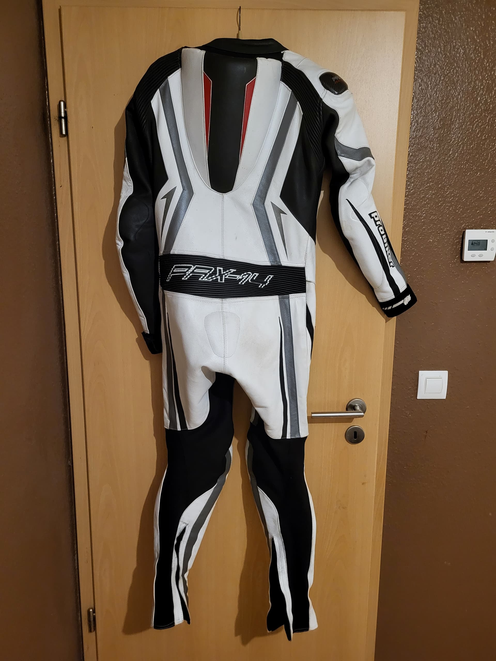 Combinaison 1 pièce probiker — photo 1/3