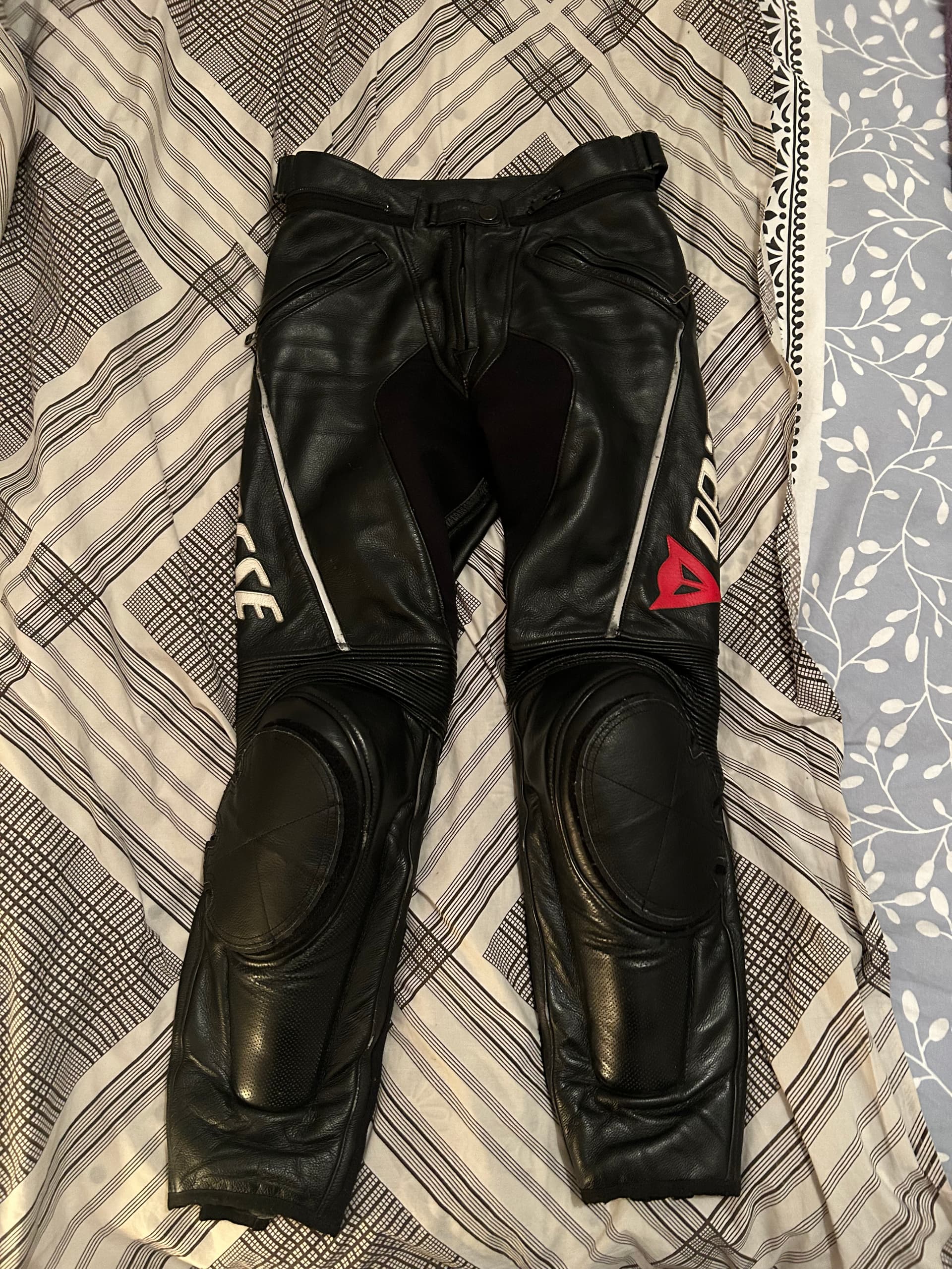 Pantalon cuir femme Dainese — photo 2/5