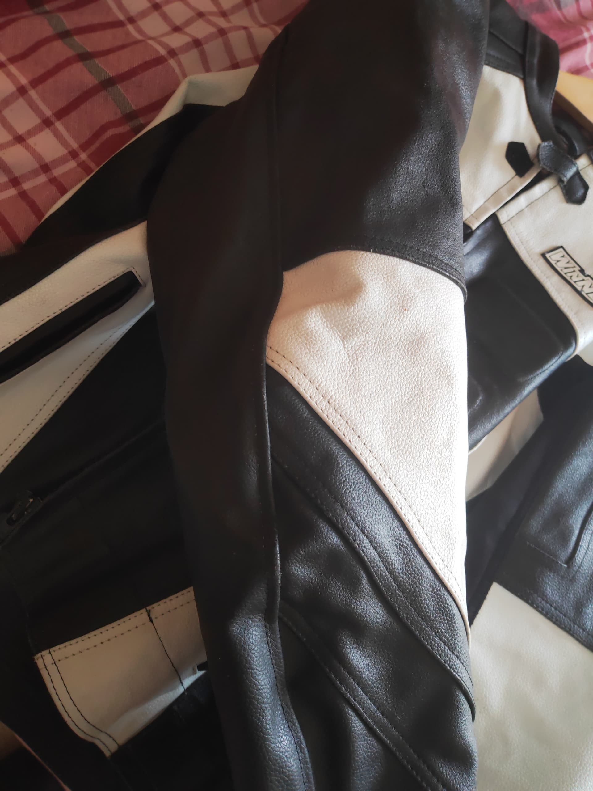 Cuire moto — photo 3/5