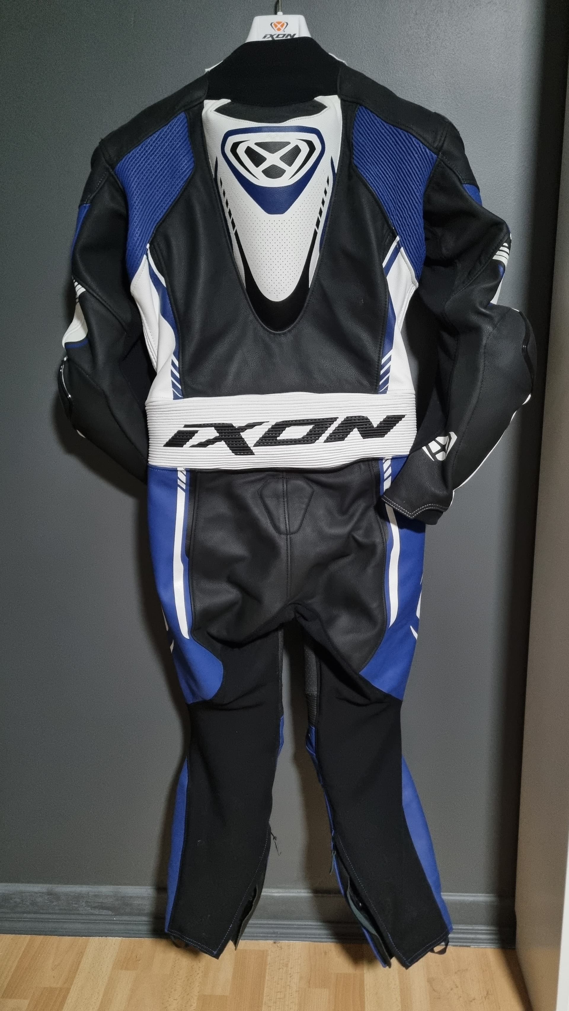 Combinaison cuir ixon xl — photo 2/3
