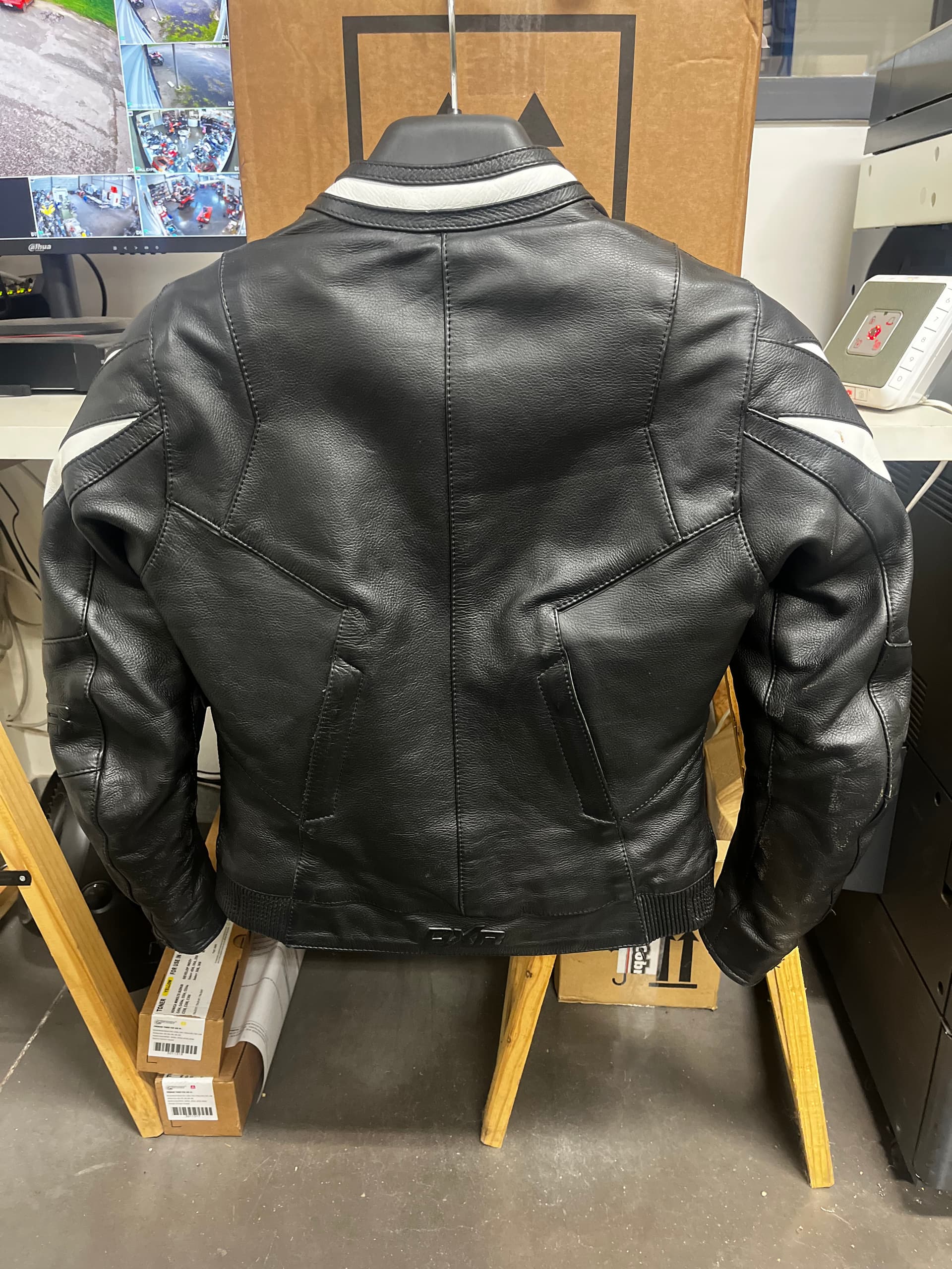 Cuir moto — photo 2/4