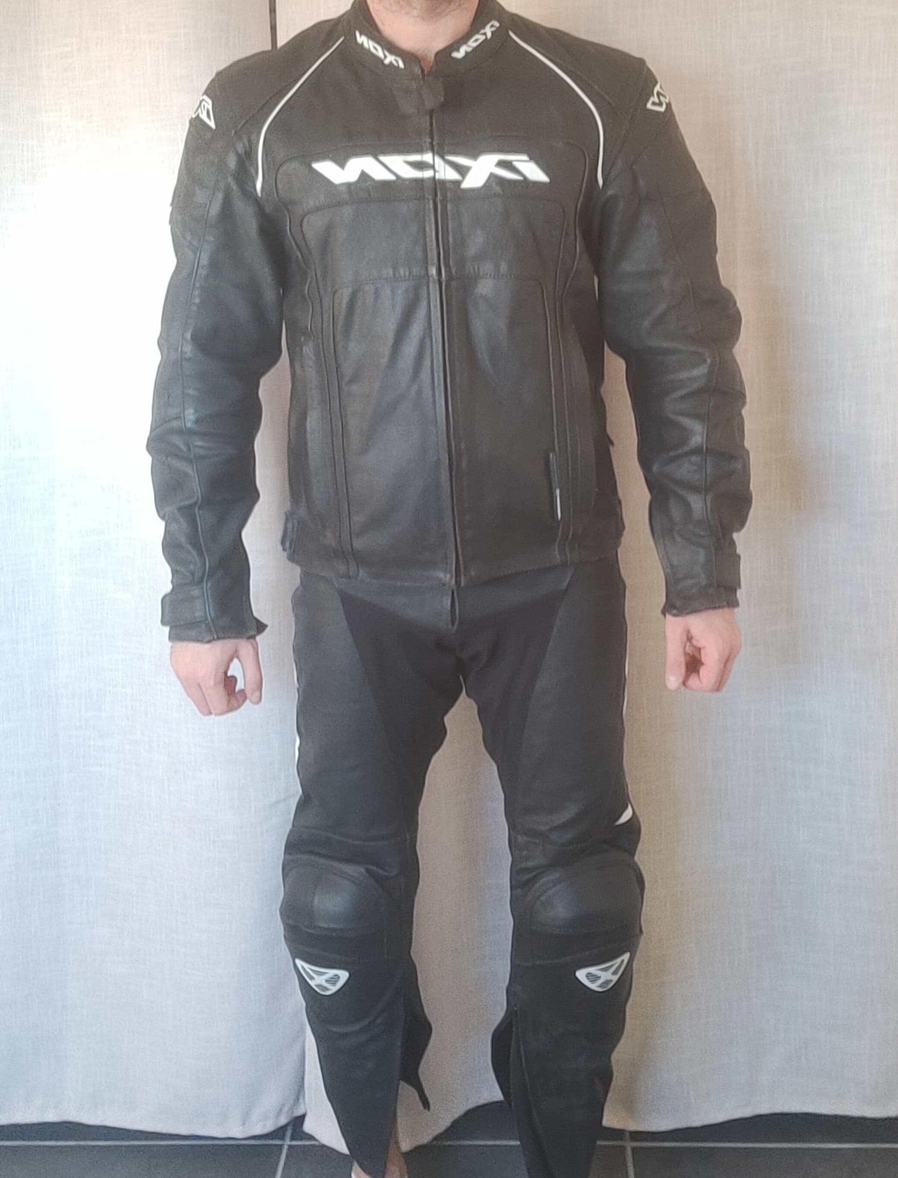 Blouson (M) et Pantalon (S) Cuir homme IXON