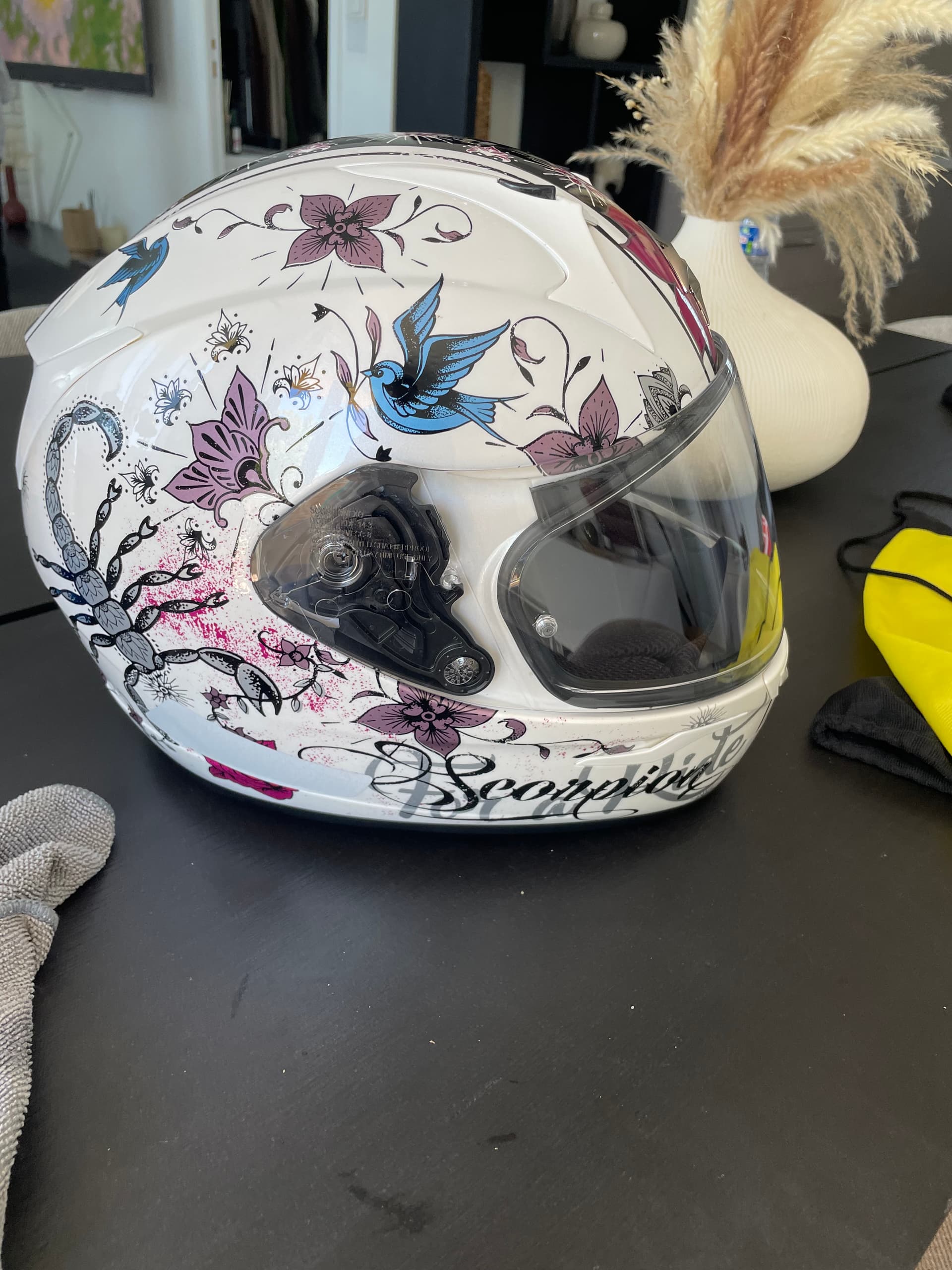 Casque intégral scorpion — photo 2/5