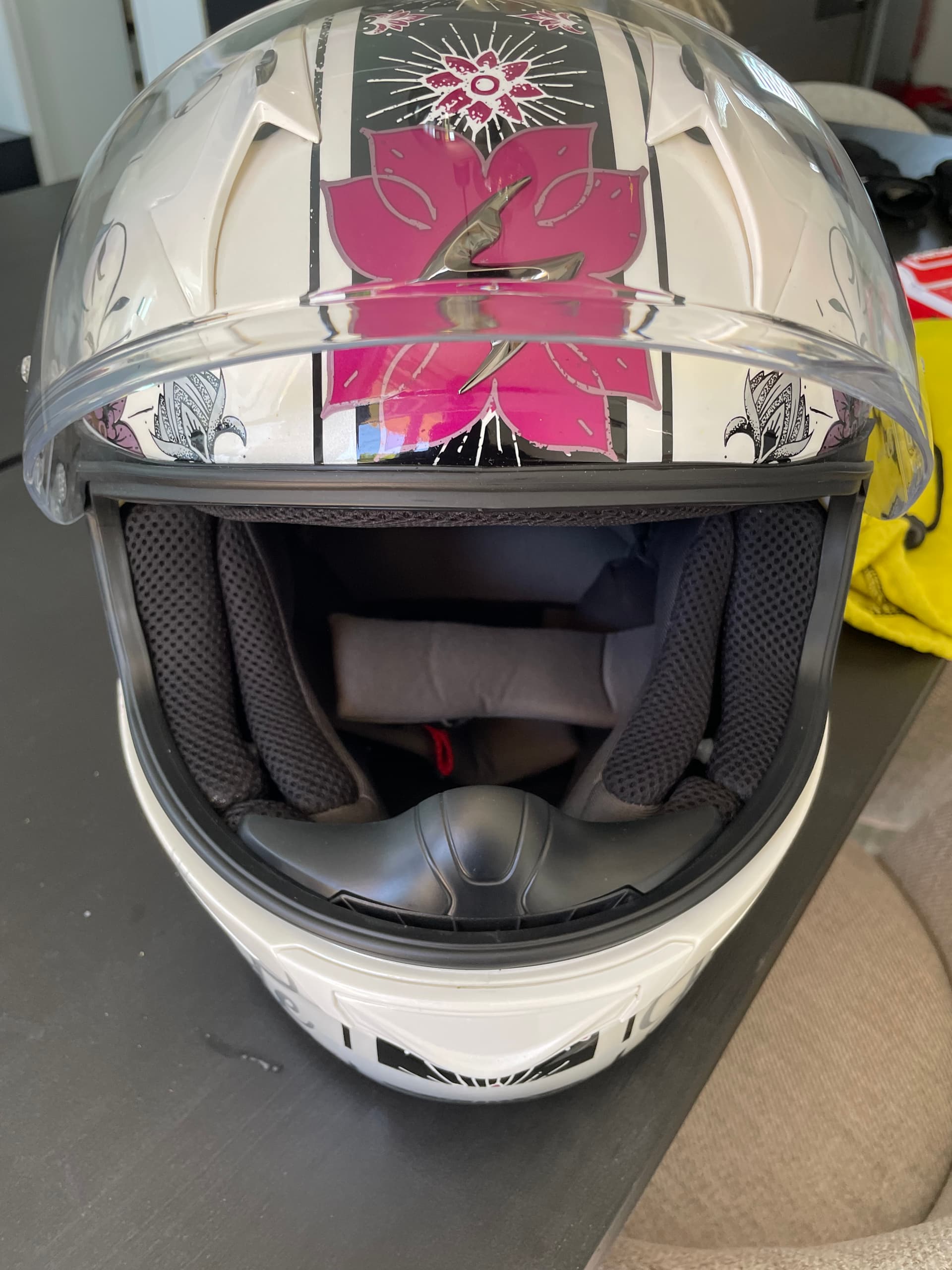 Casque intégral scorpion — photo 4/5