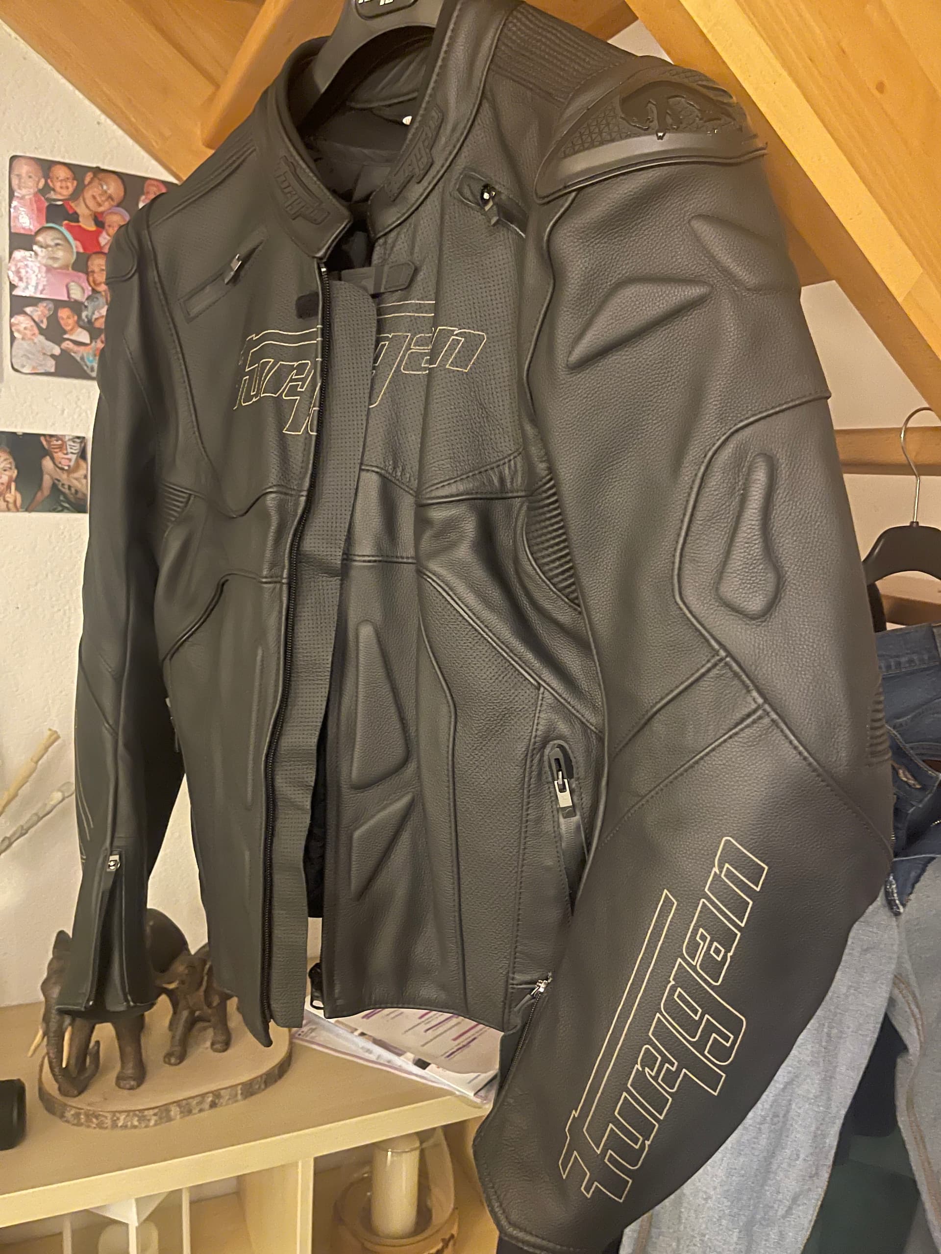 Blouson Furygan ghost neuf jamais porté car trop petit