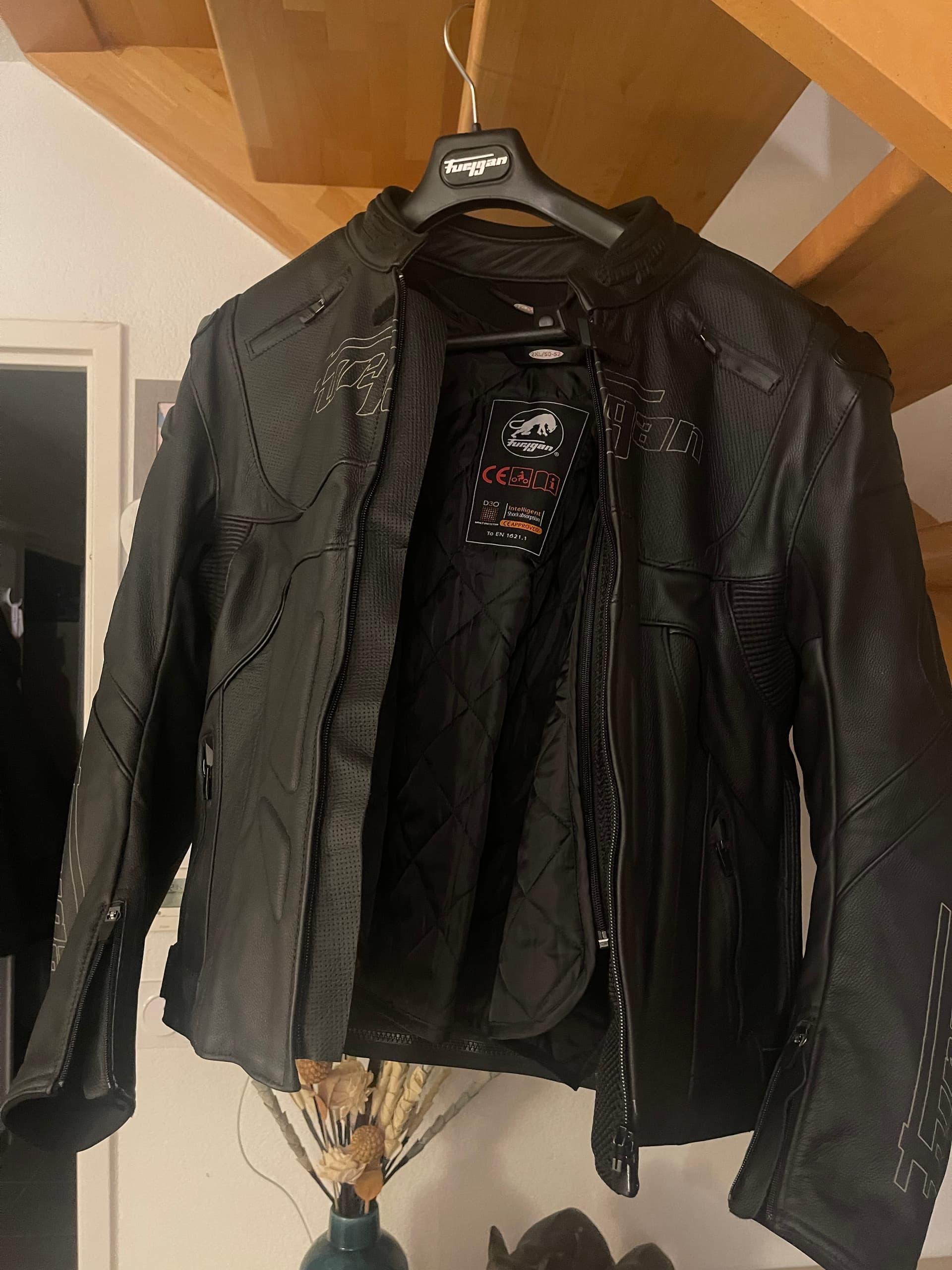 Blouson Furygan ghost neuf jamais porté car trop petit — photo 3/4