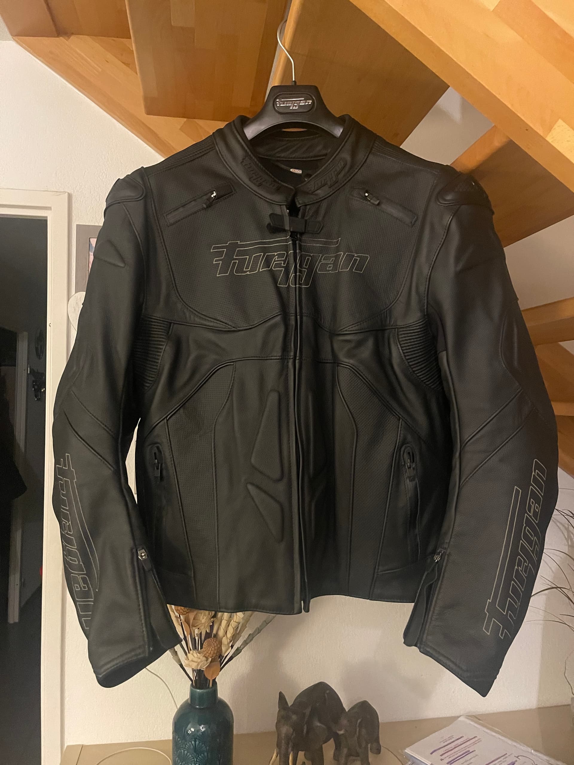 Blouson Furygan ghost neuf jamais porté car trop petit — photo 4/4