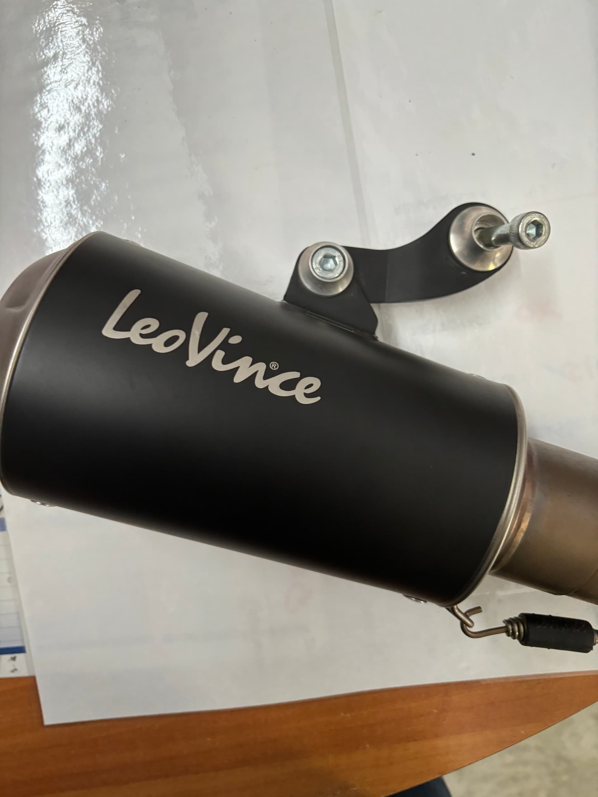 ÉCHAPPEMENT LEOVINCE LV10 — photo 2/3