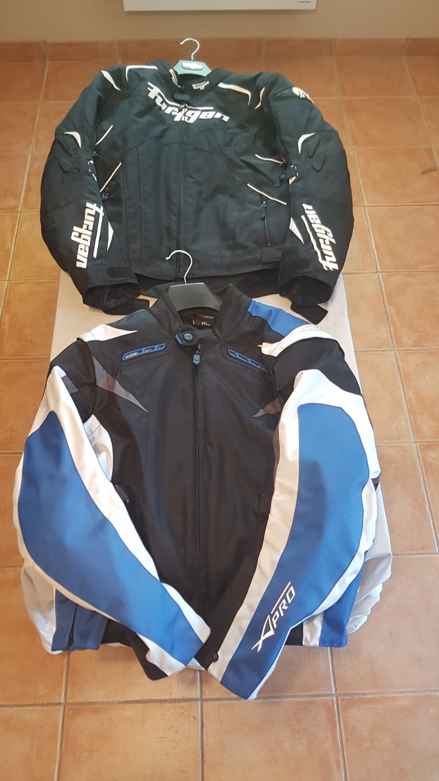 Équipement moto de marque complet à prix cassé