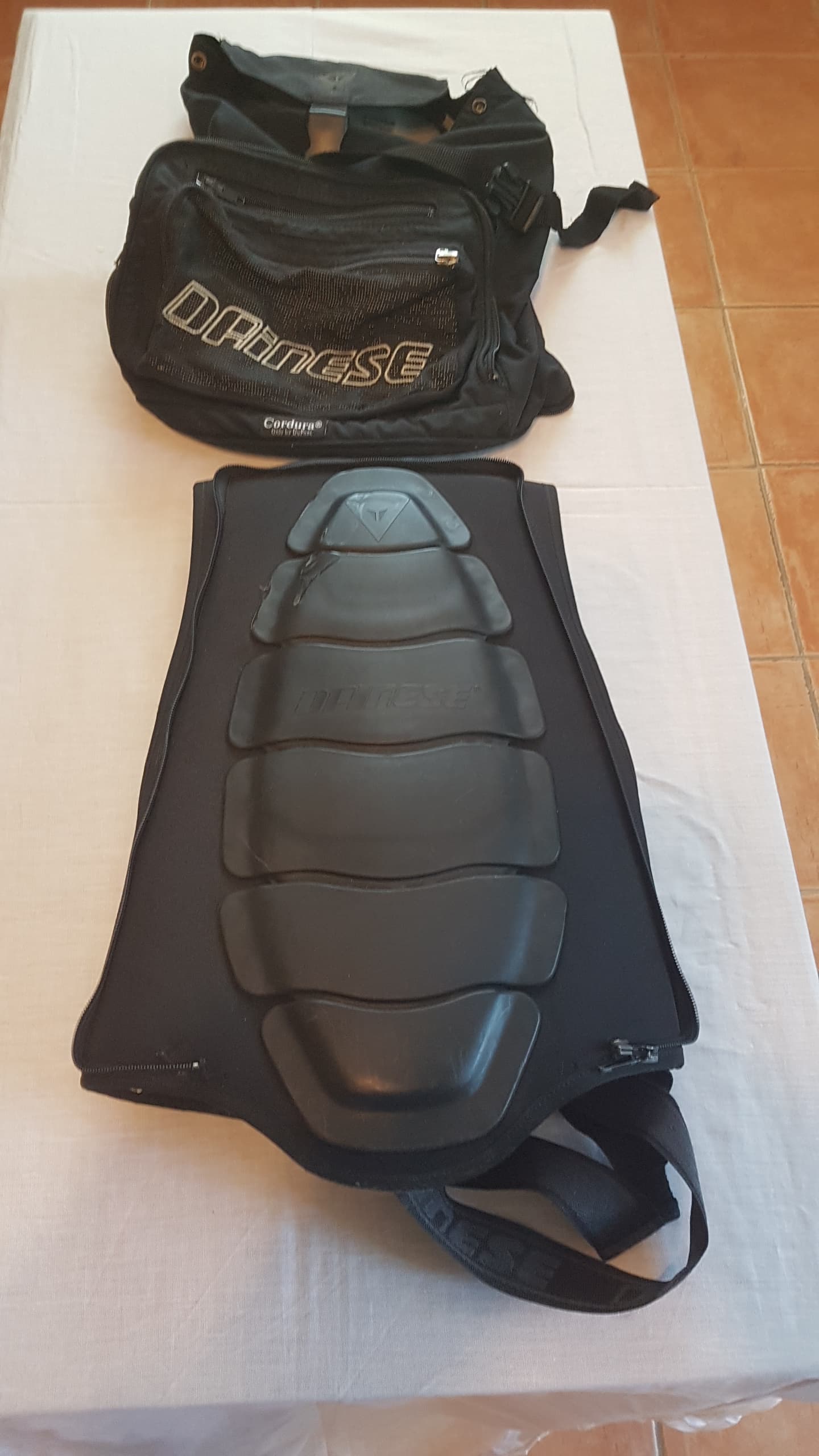 Équipement moto de marque complet à prix cassé