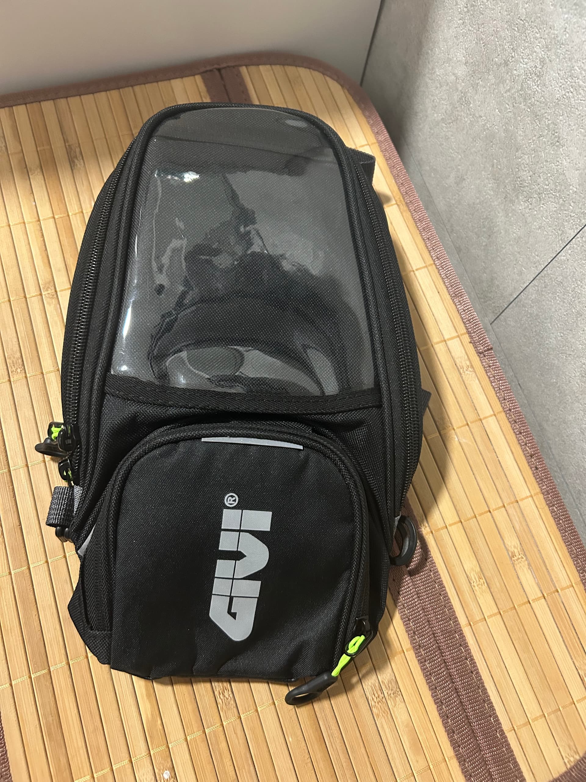 Sacoche de réservoir givi
