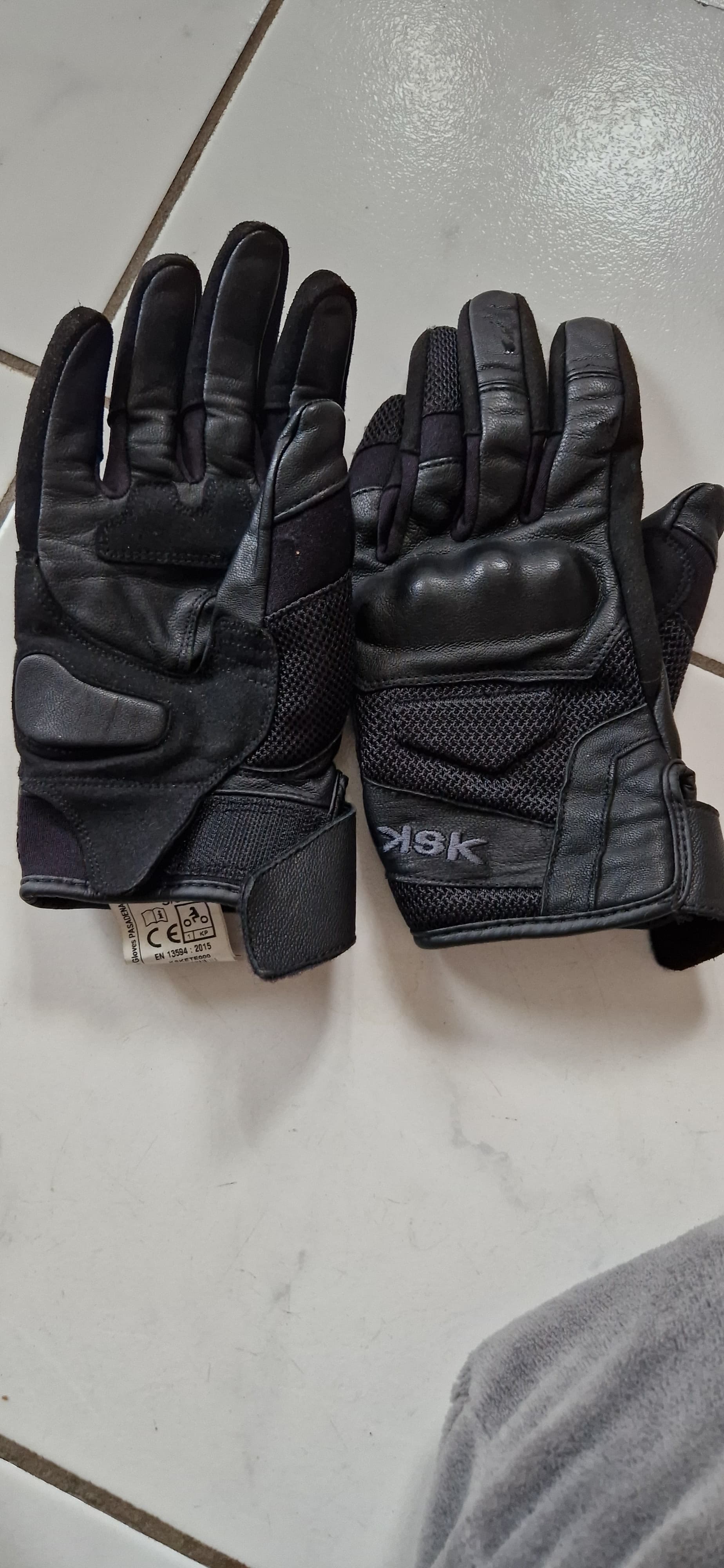 Gants moto
