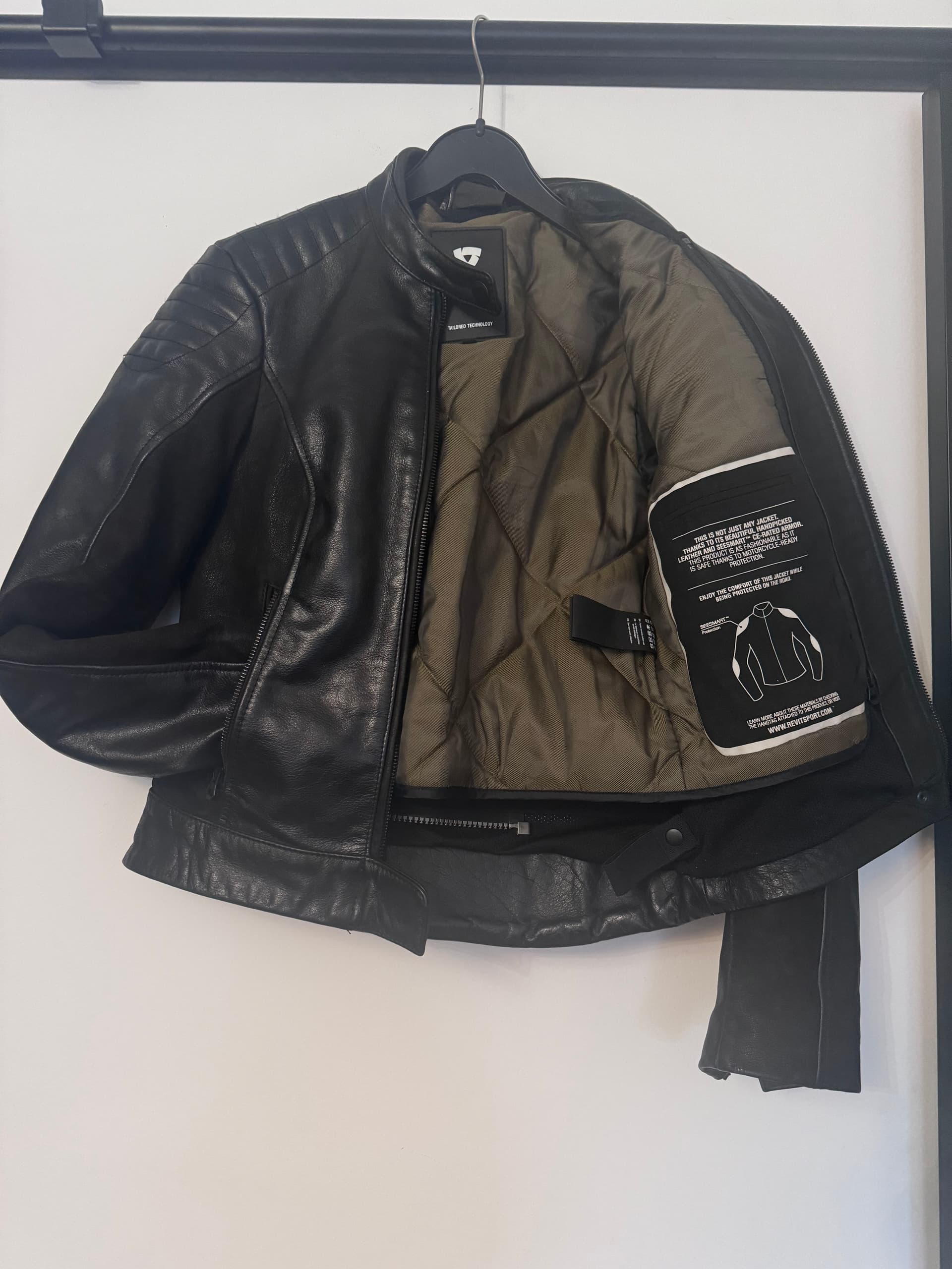 Blouson femme moto cuir Revit Neuf — photo 2/3