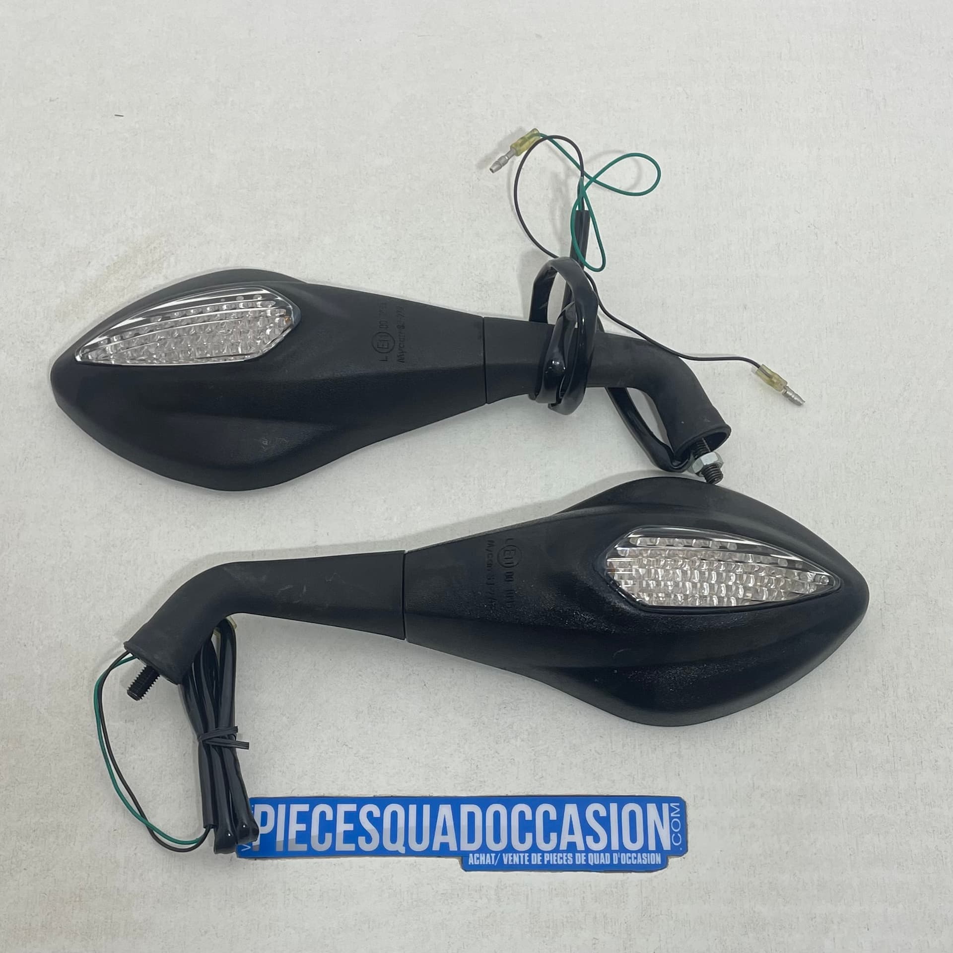 Paire de rétroviseur avec clignotant intégré — photo 2/2
