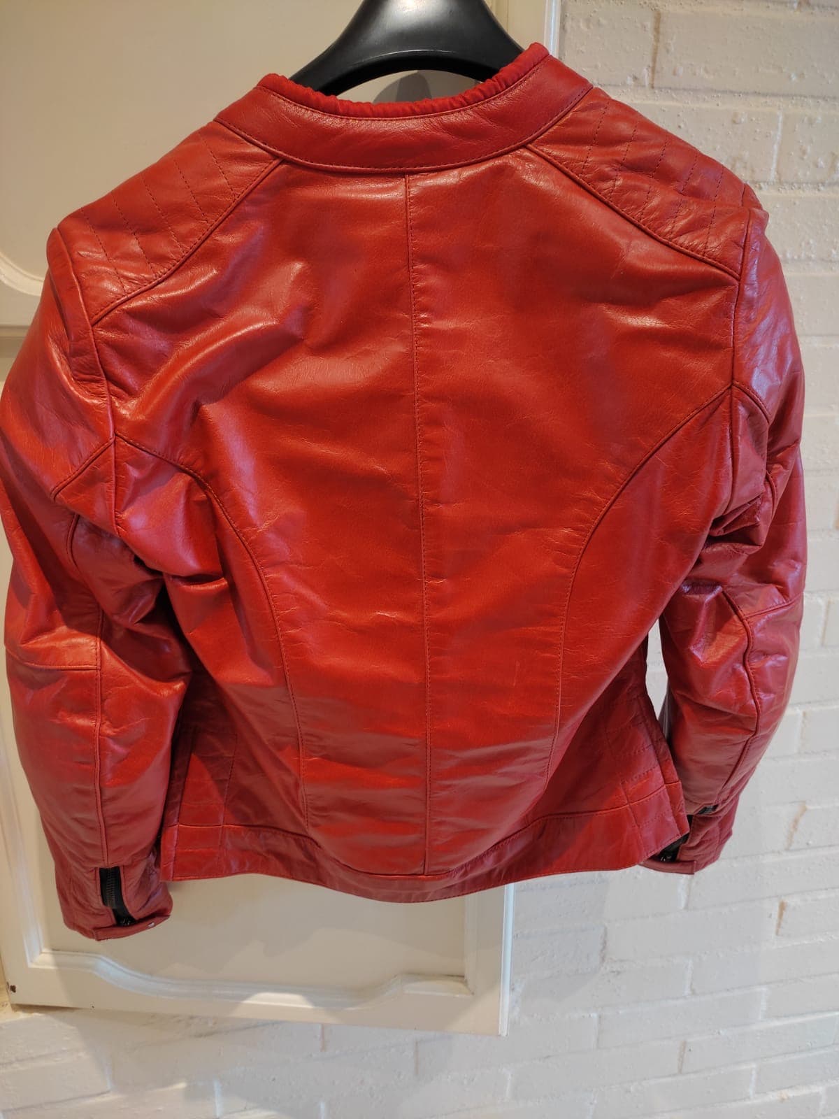 Blouson femme de moto — photo 1/2