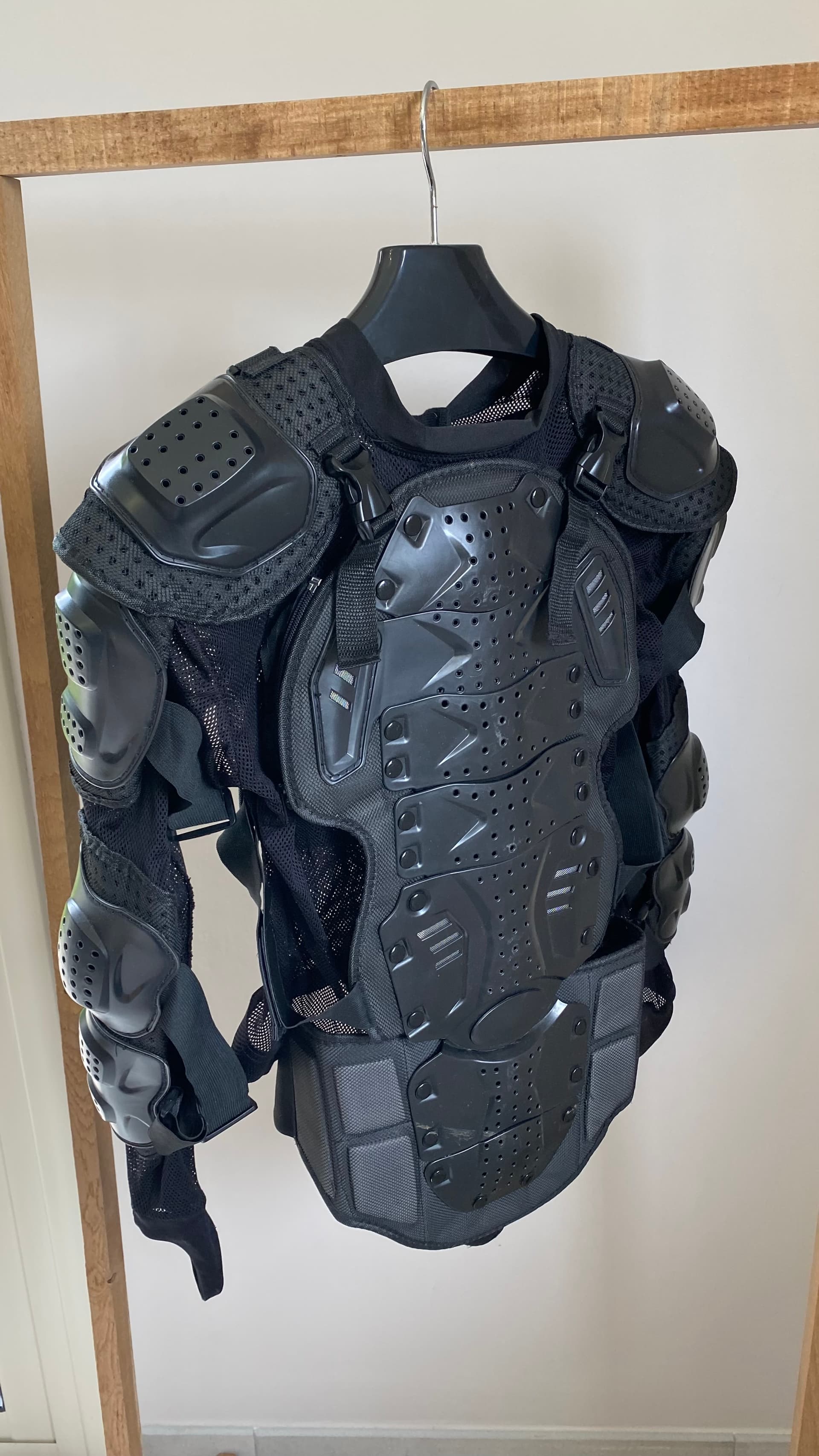 Gilet coqué dorsal pour motocross — photo 3/5