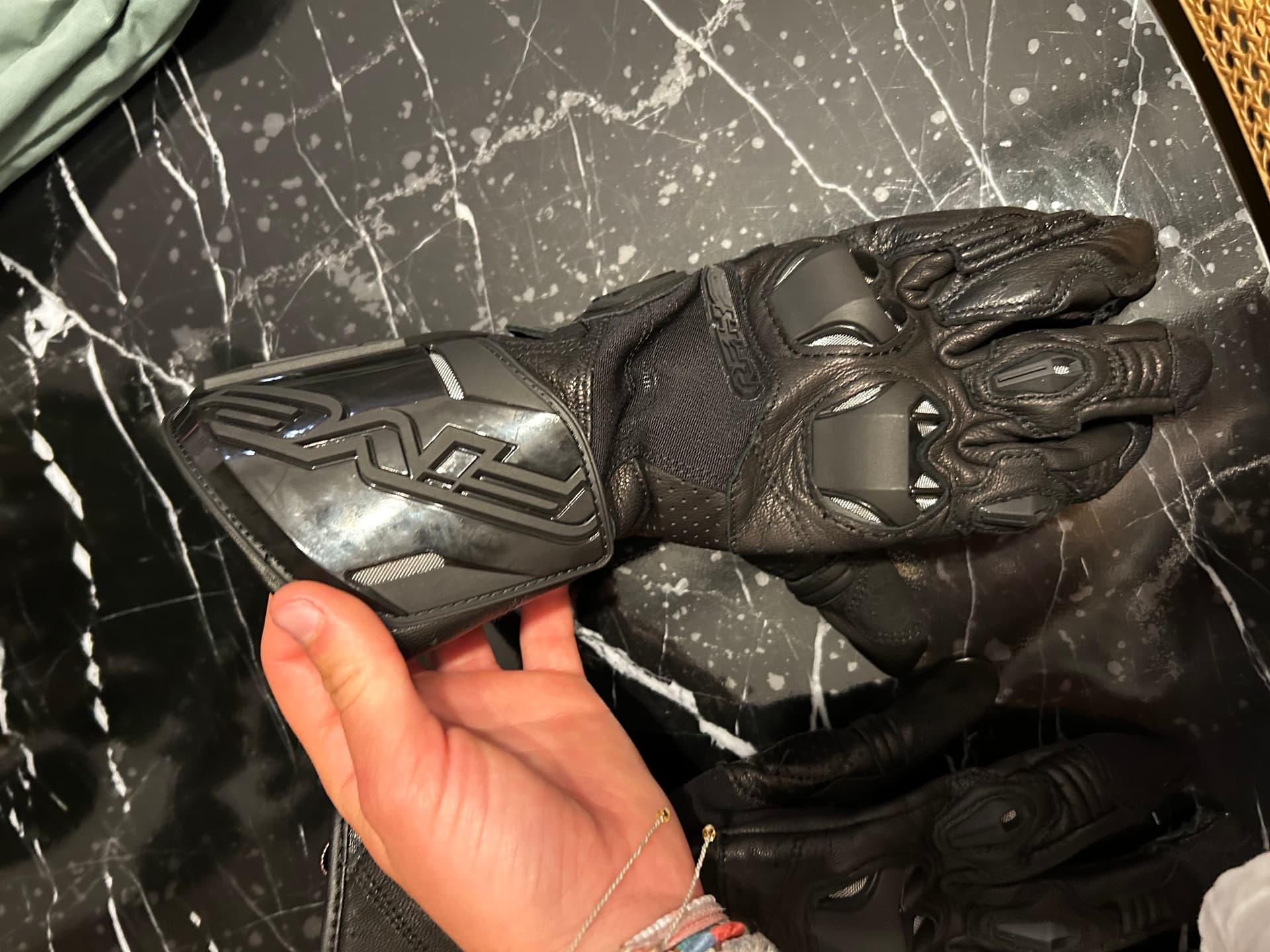 Gants de moto