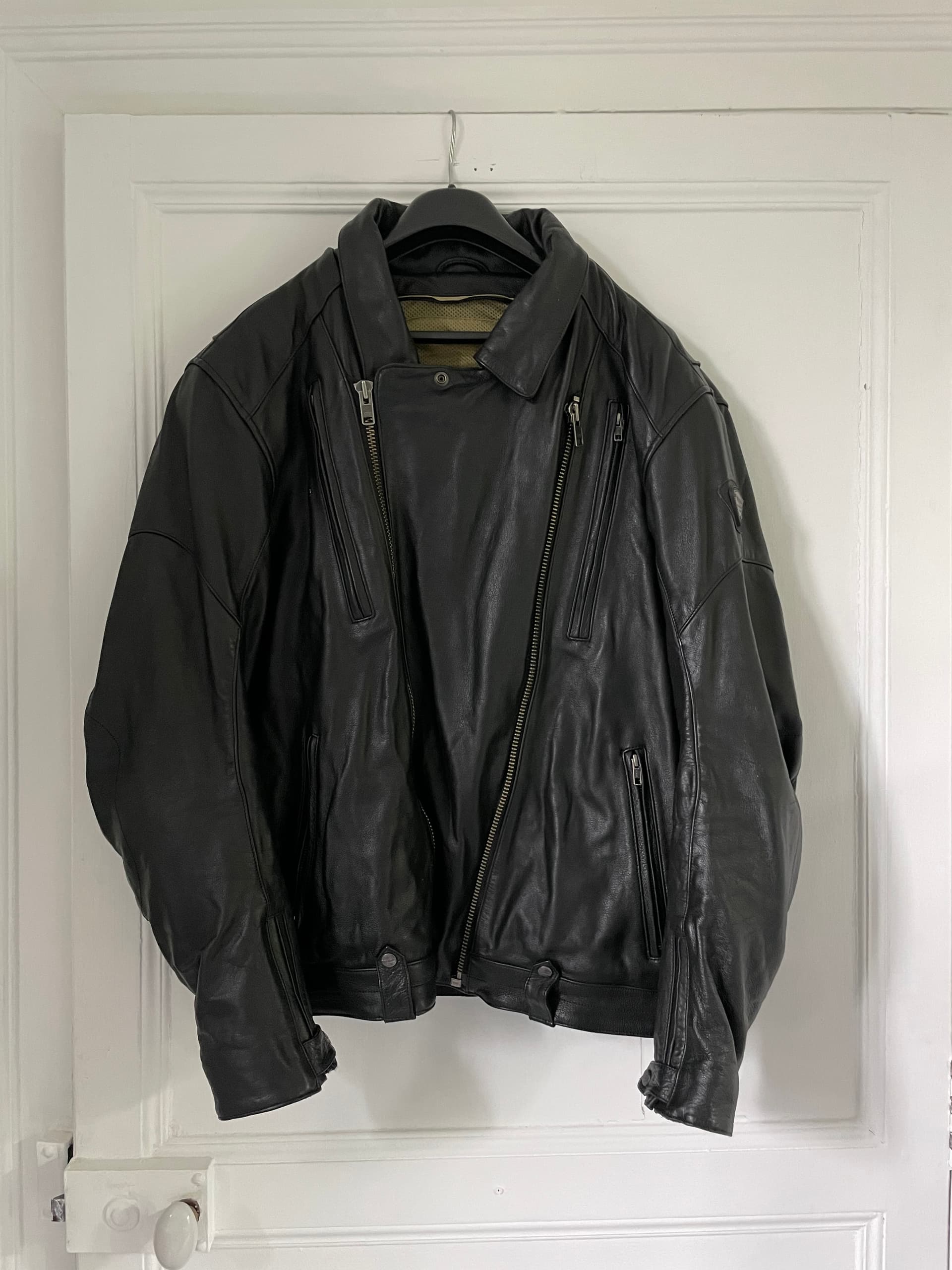 Veste moto en cuir Triumph Elvis — photo 2/5