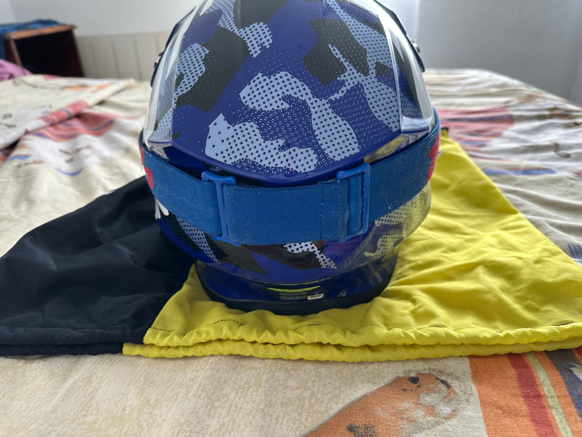 Casque moto scorpion
