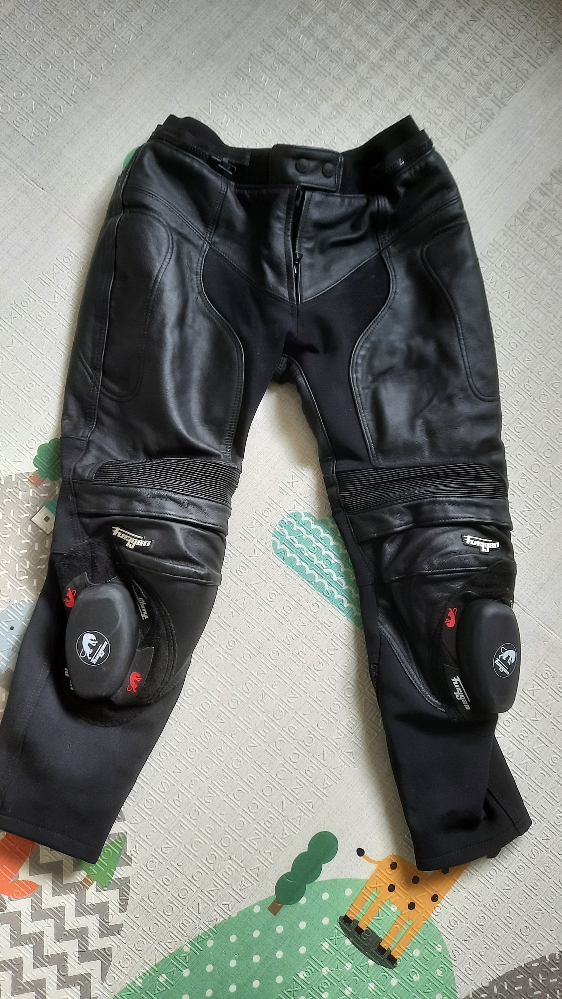 Pantalon cuir femme