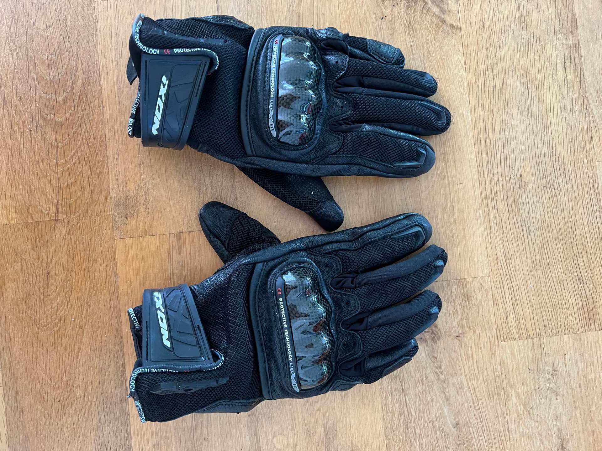 Gants d’été IXON