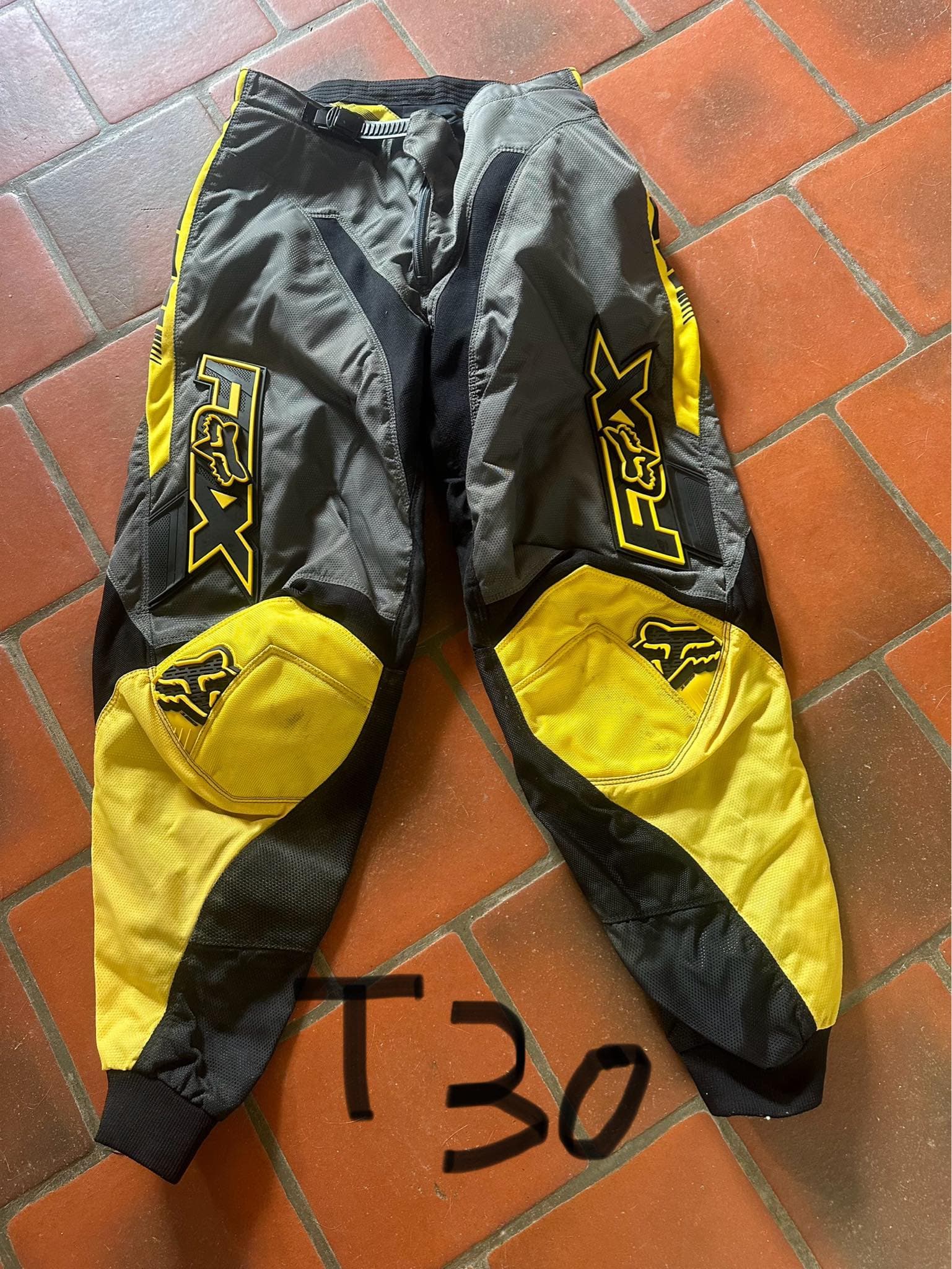 Pantalon cross Fox Taille 30