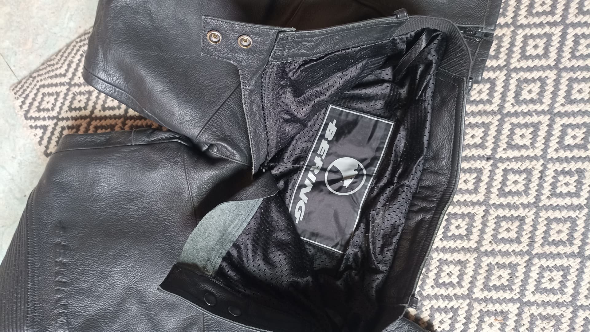 Pantalon cuir femme bering M — photo 4/5