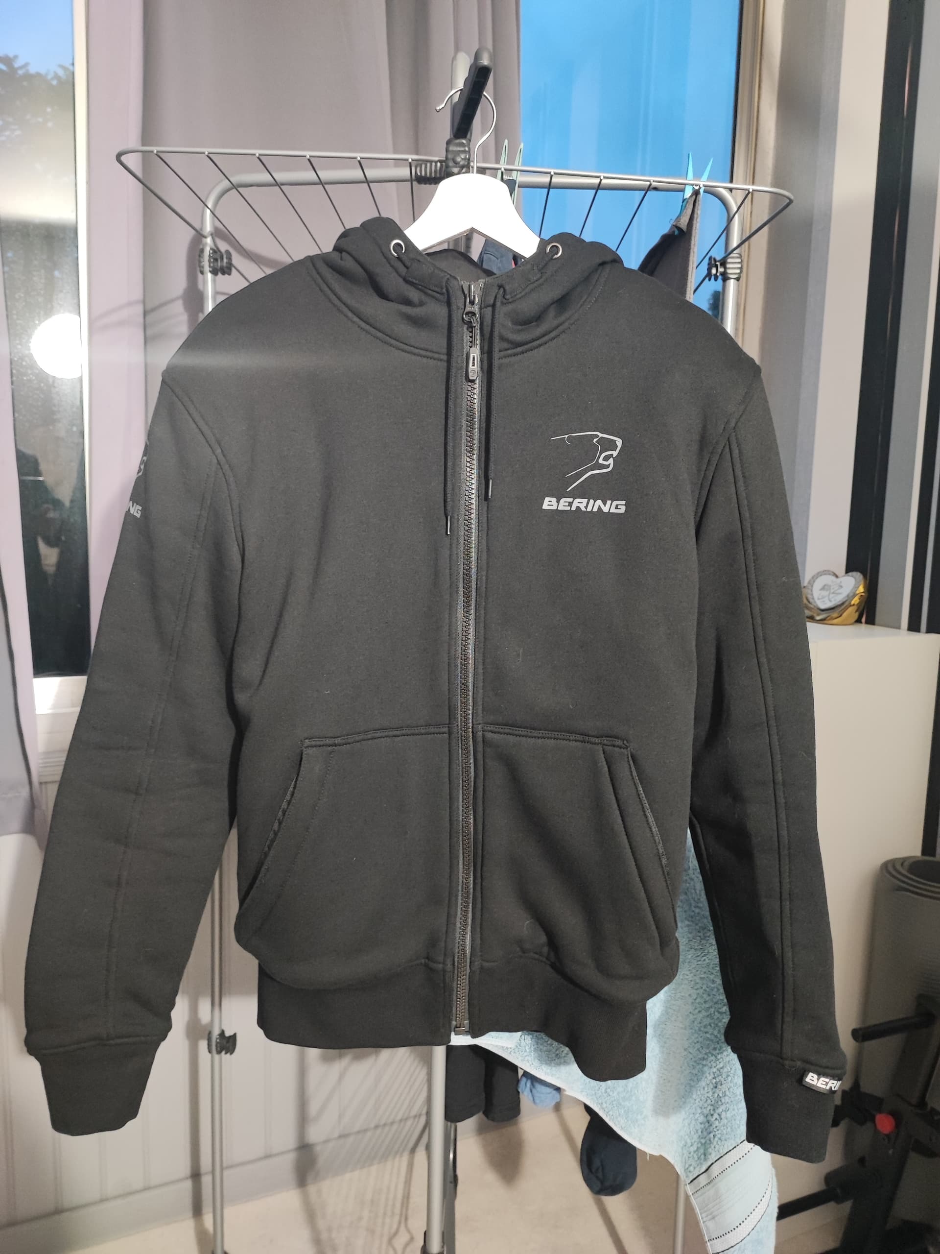 Veste Bering hoodiz 2