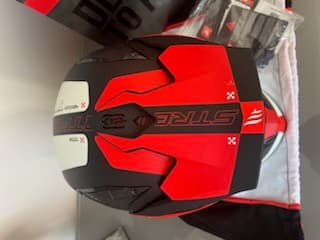 Casque moto neuf mthelmets — photo 3/5