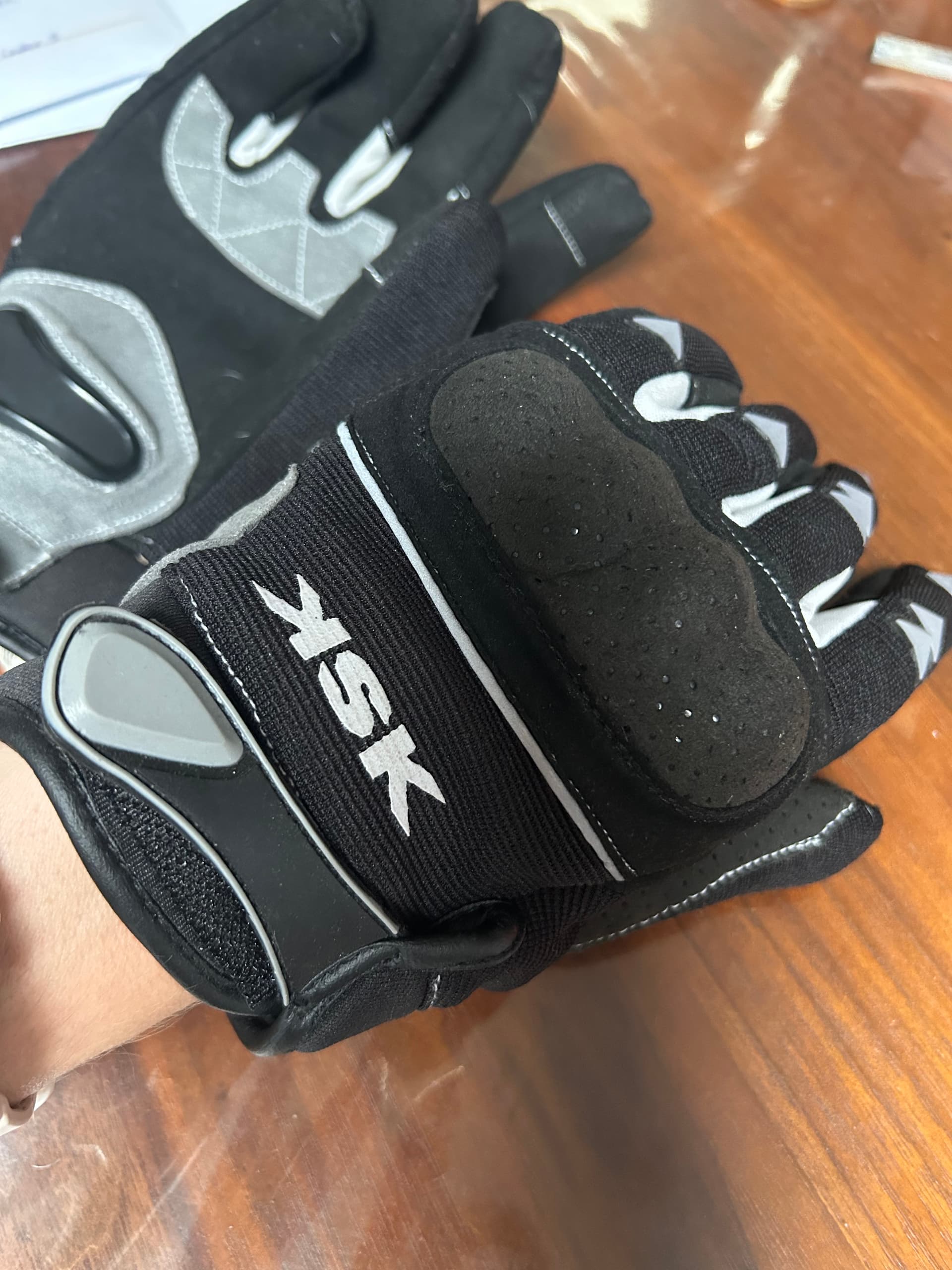Gants cross