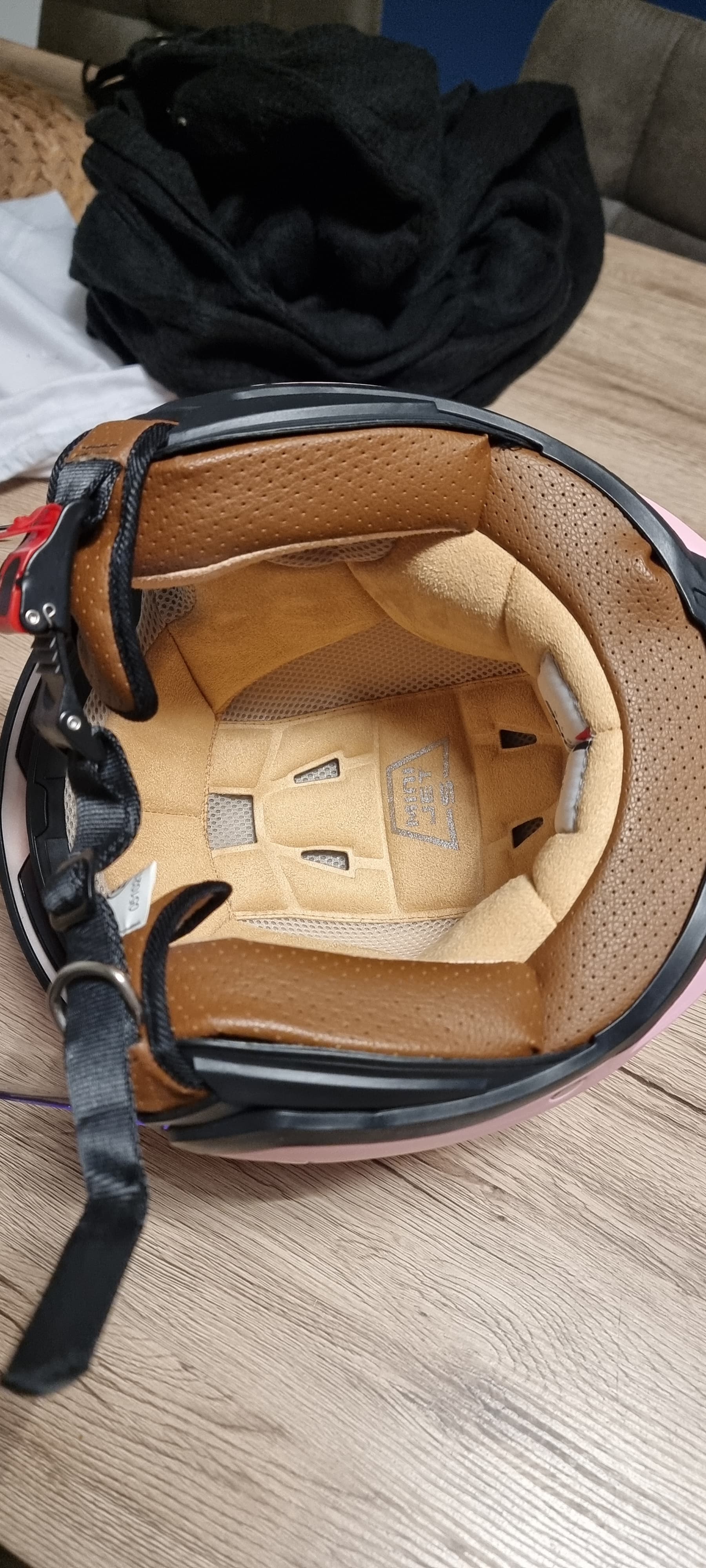 Casque femme +gants bering noir et rose taille 8xl — photo 2/4