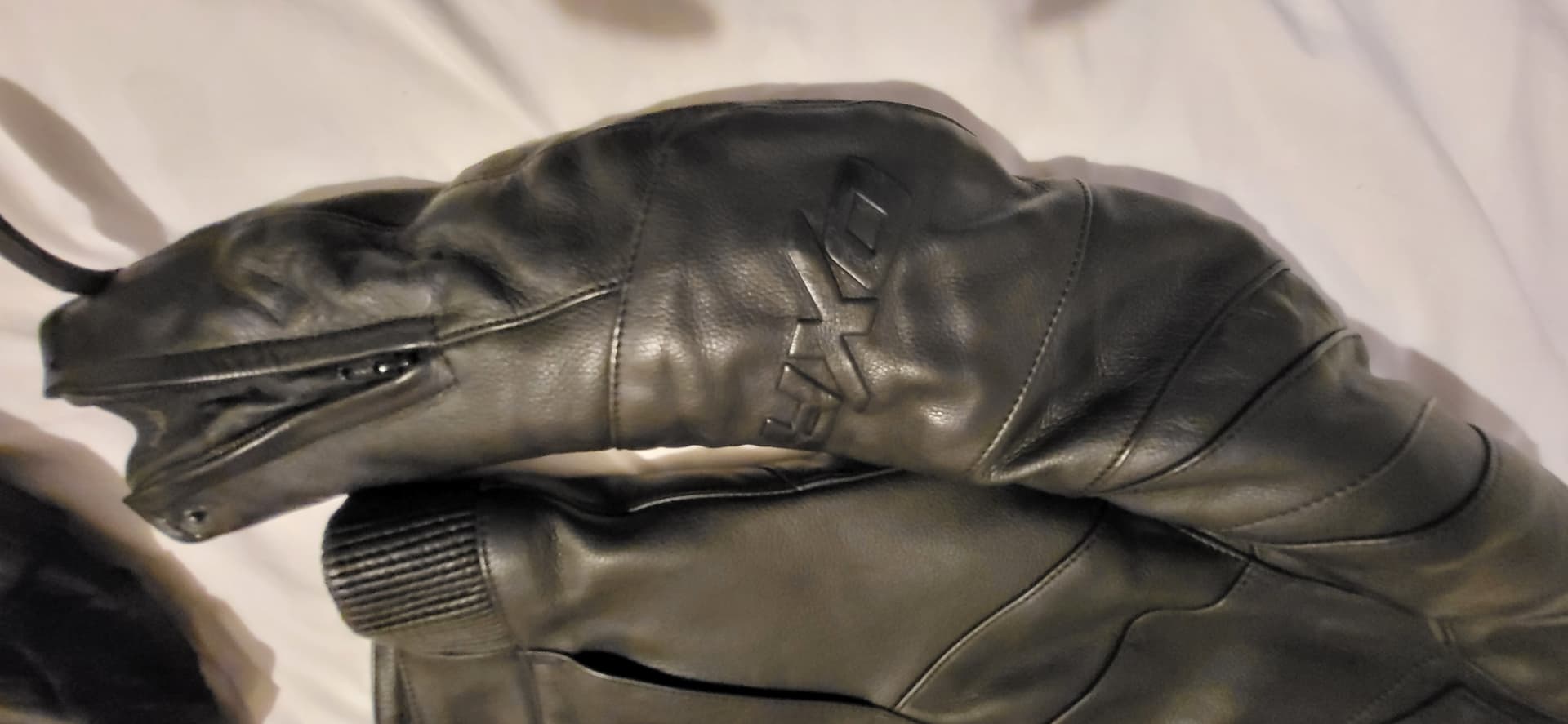 Blouson cuire noir pour femme