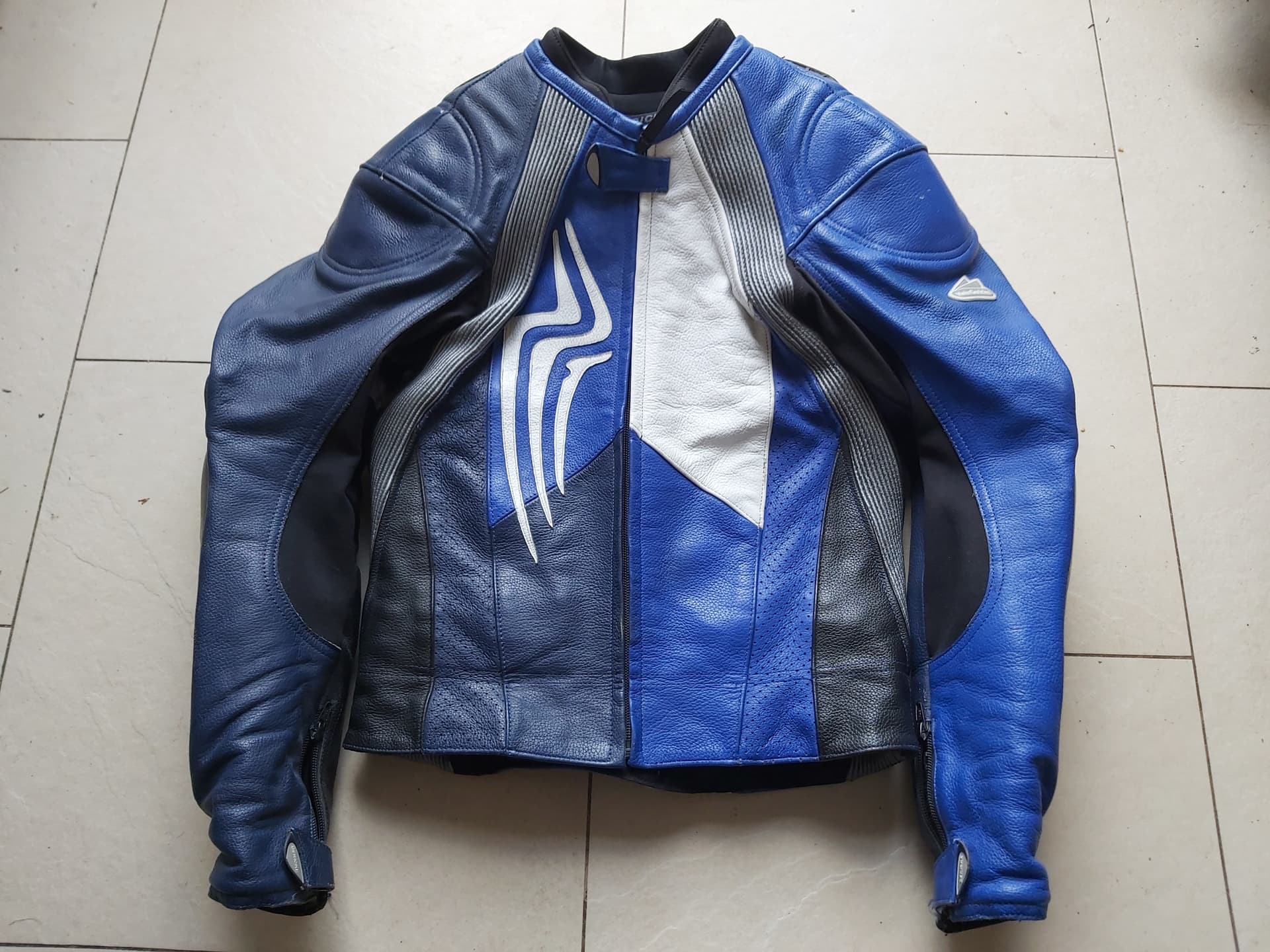 Veste cuir moto taille 48