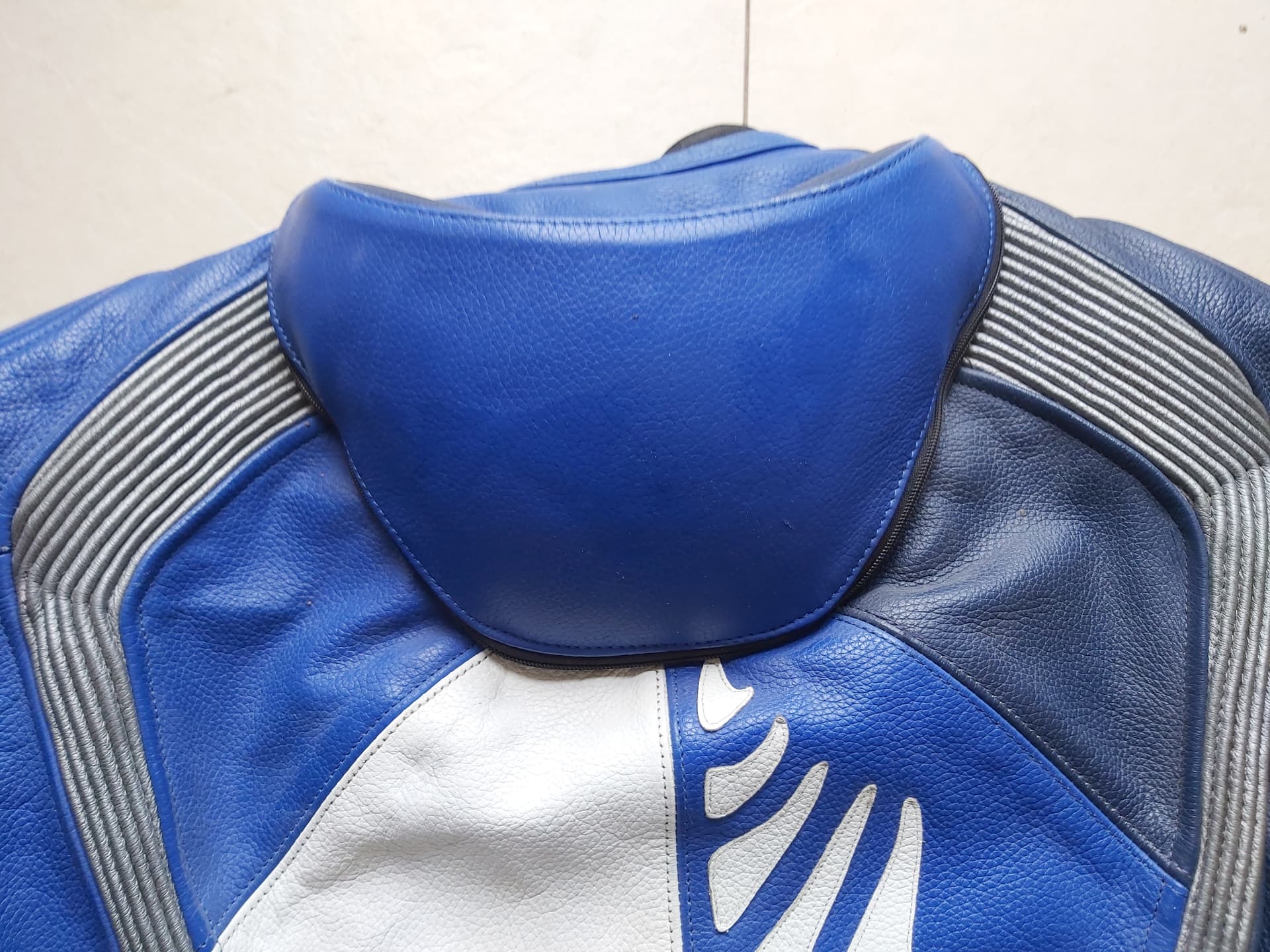 Veste cuir moto taille 48 — photo 4/5