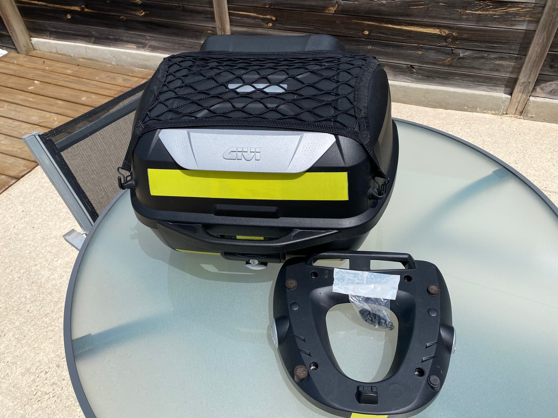 Top case GIVI — photo 3/4