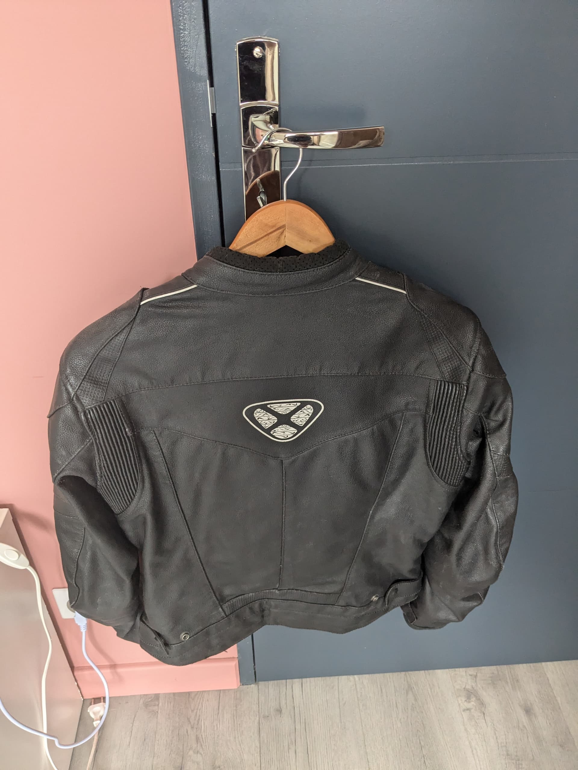 Veste cuir IXON