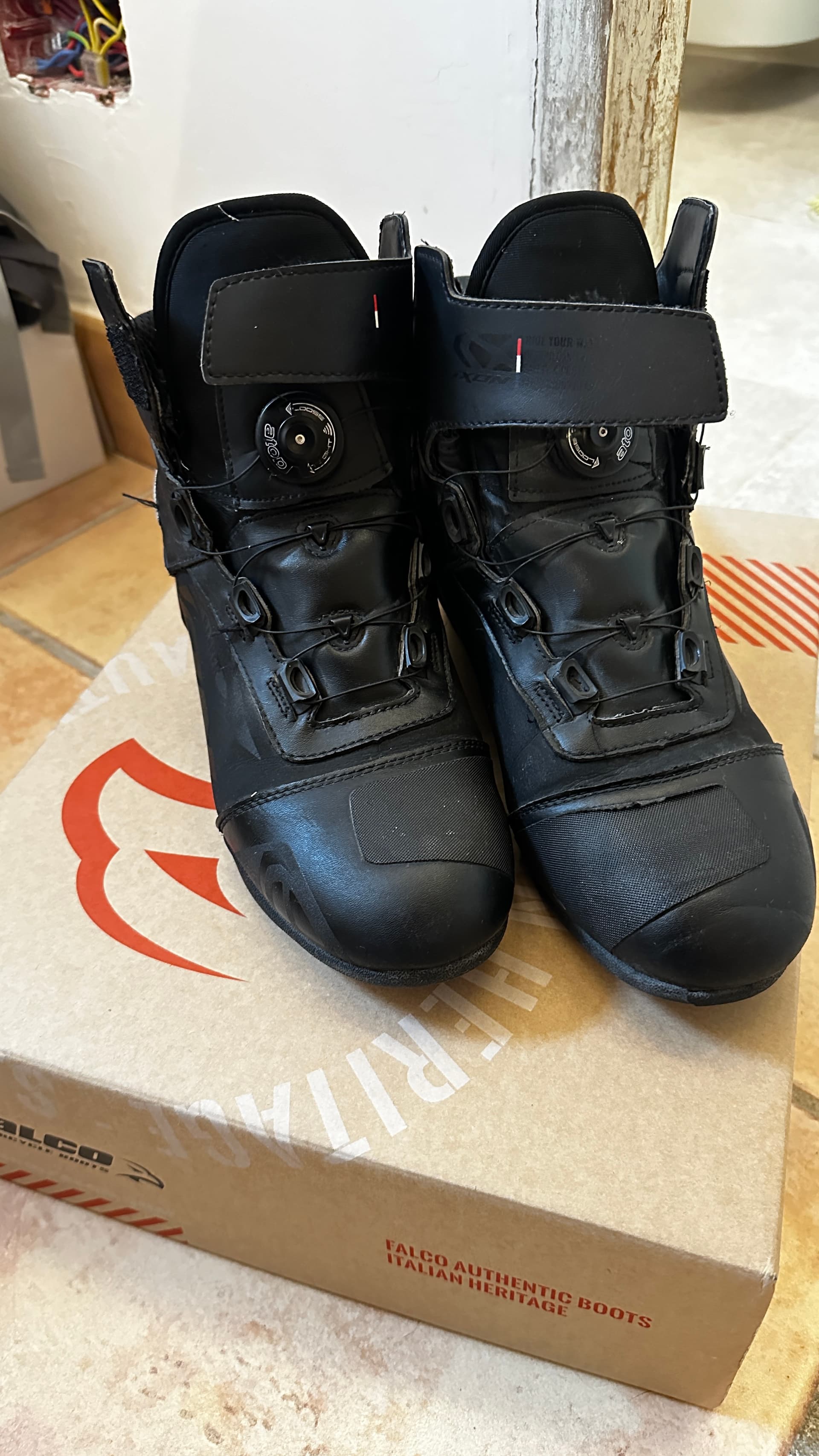Basket moto Ixon ranker taille 42
