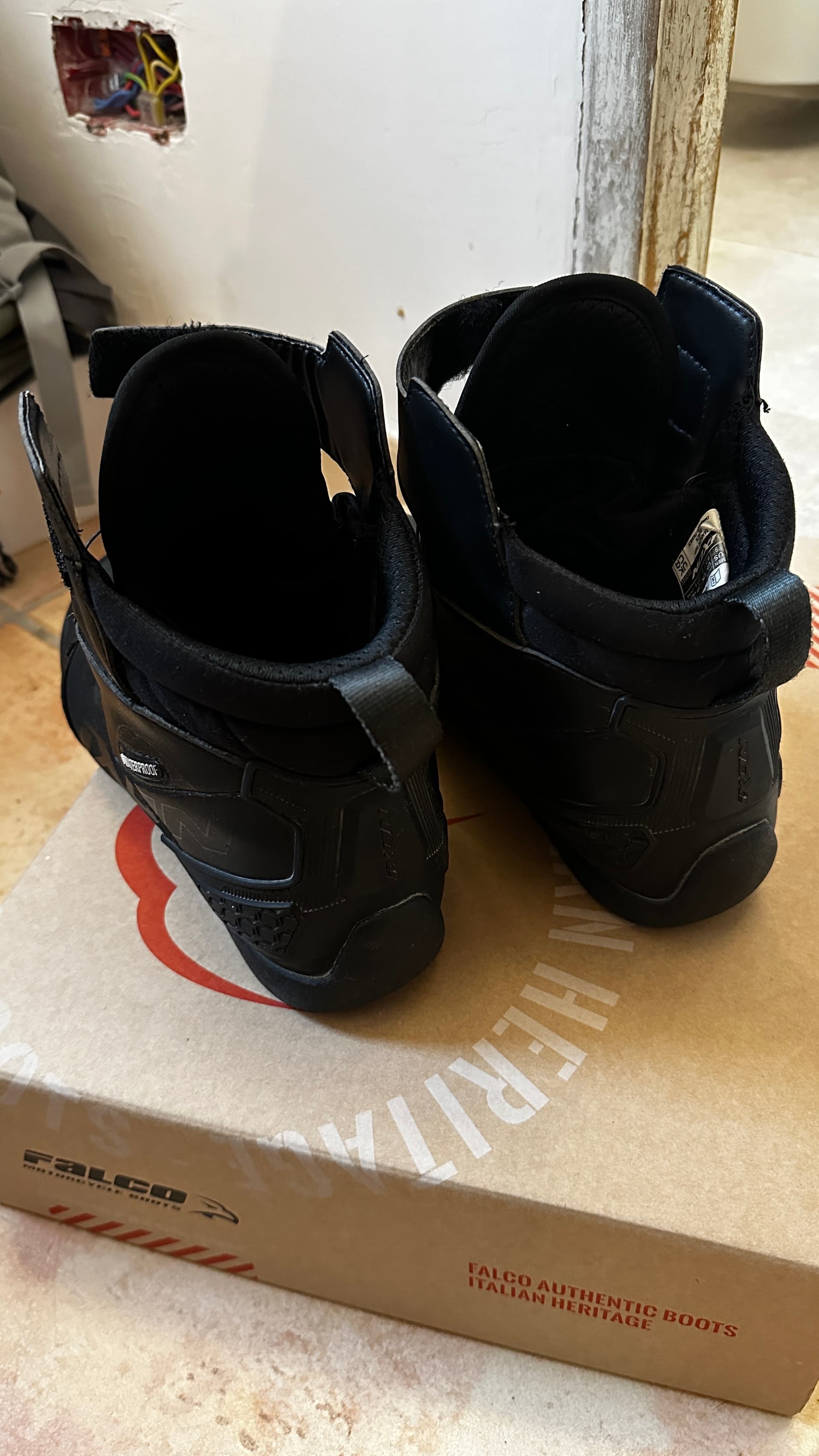 Basket moto Ixon ranker taille 42 — photo 2/3