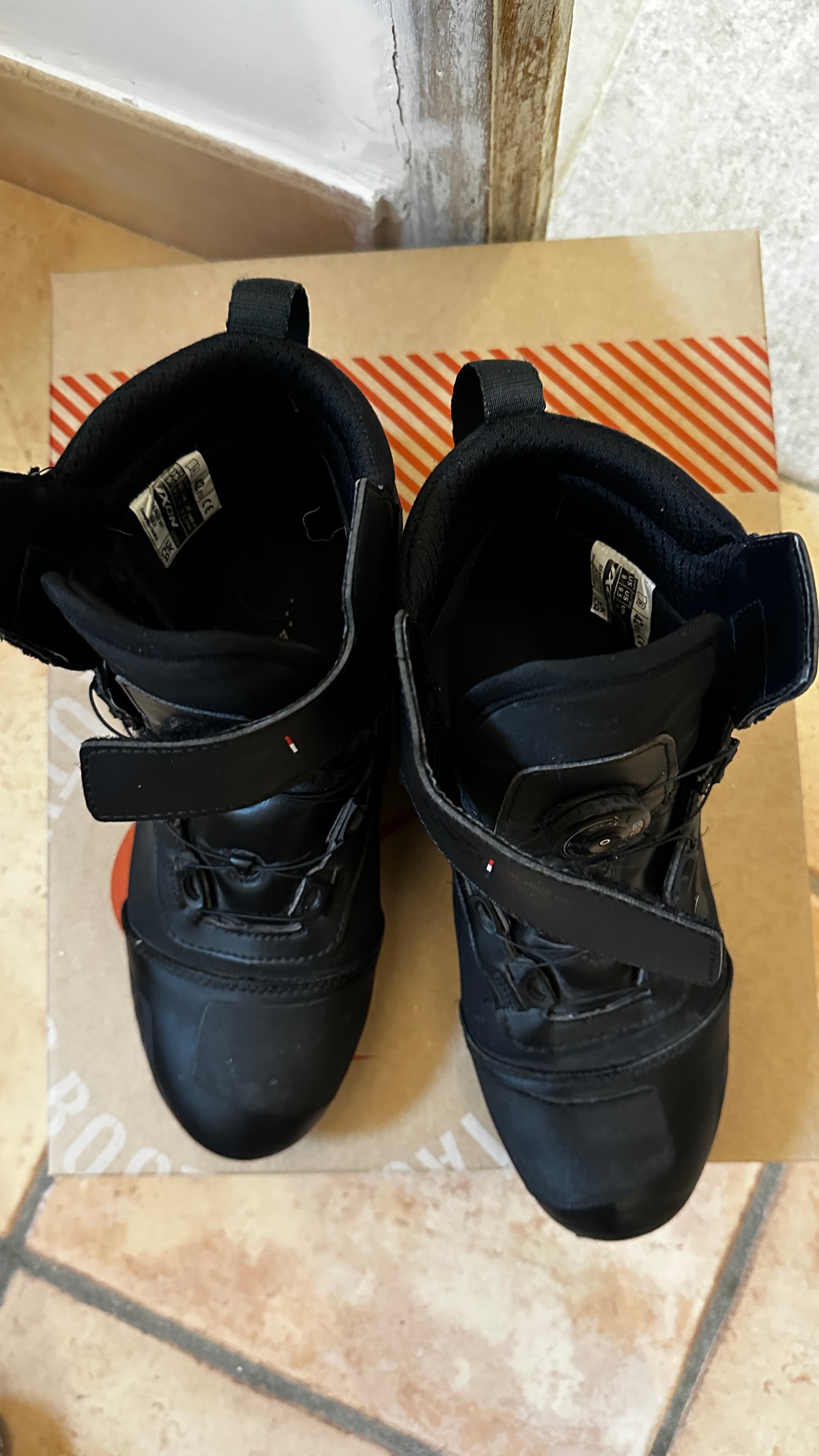 Basket moto Ixon ranker taille 42 — photo 3/3